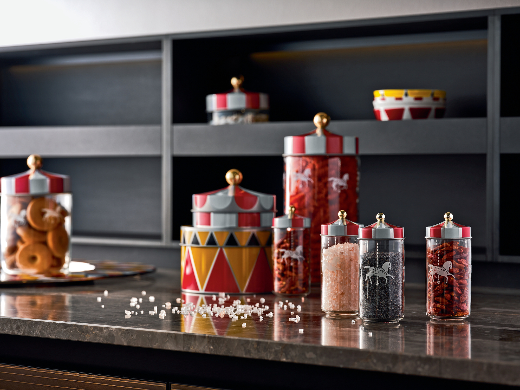 Circus Set aus zwei Gewürzbehältern MW68S2 Alessi