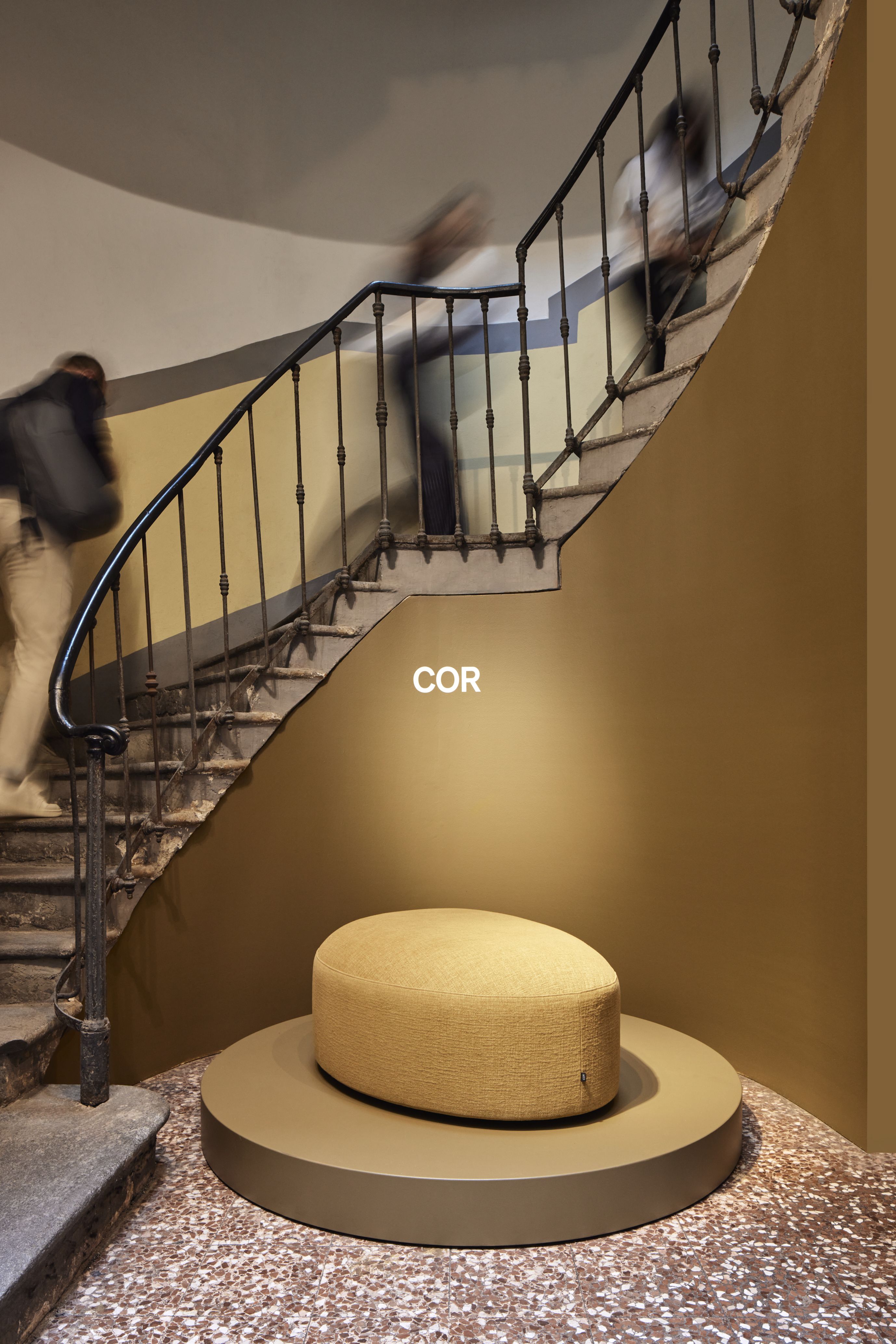 Siwa Hocker Cor