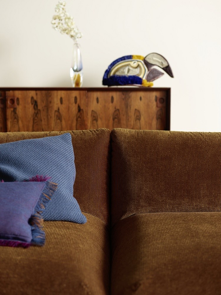 Jalis21 Sofa Stoff Cord Bernstein Cor