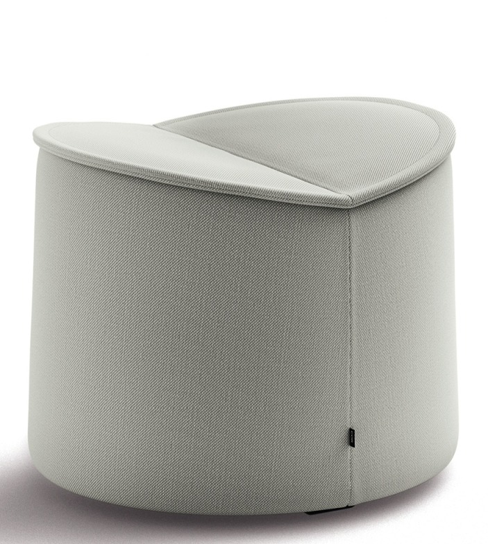Nenou Hocker COR