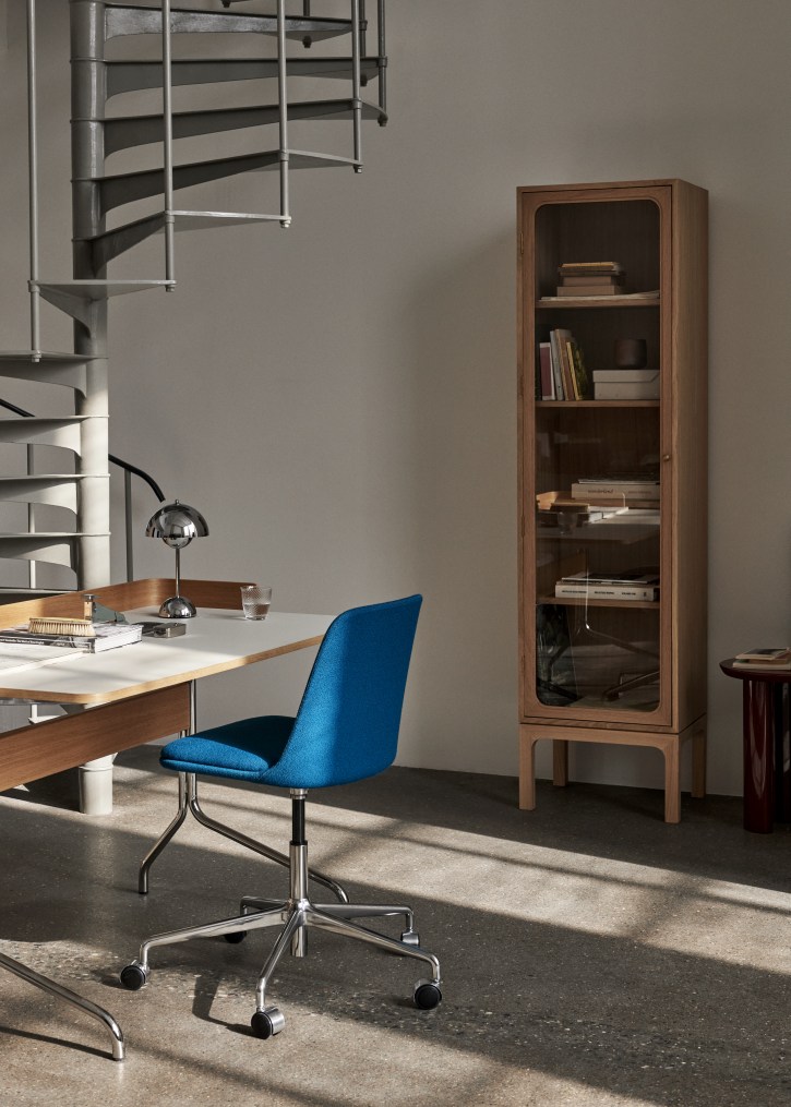 Trace SC87 Schrank / Vitrine AndTradition