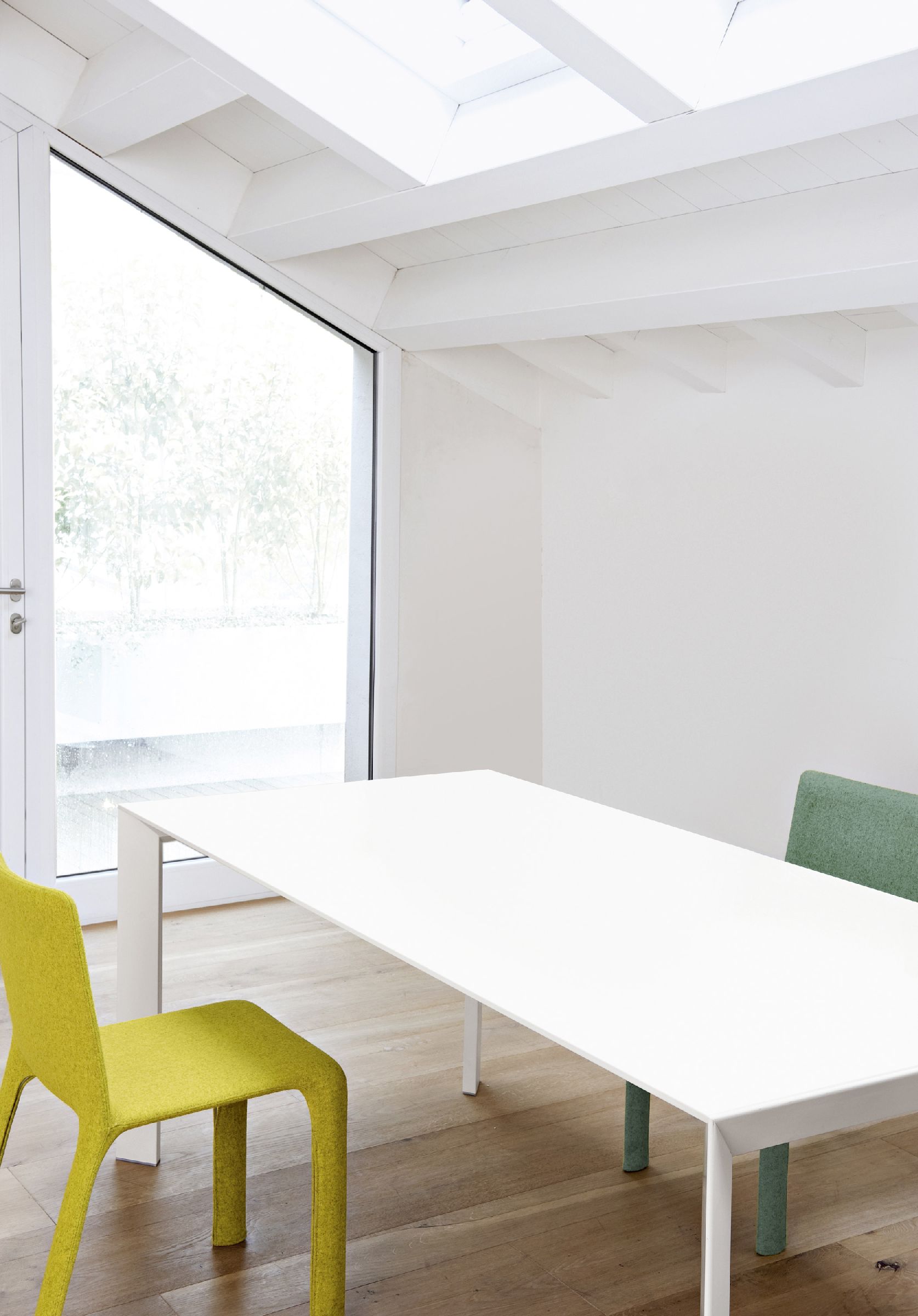 Nori Esstisch Kristalia