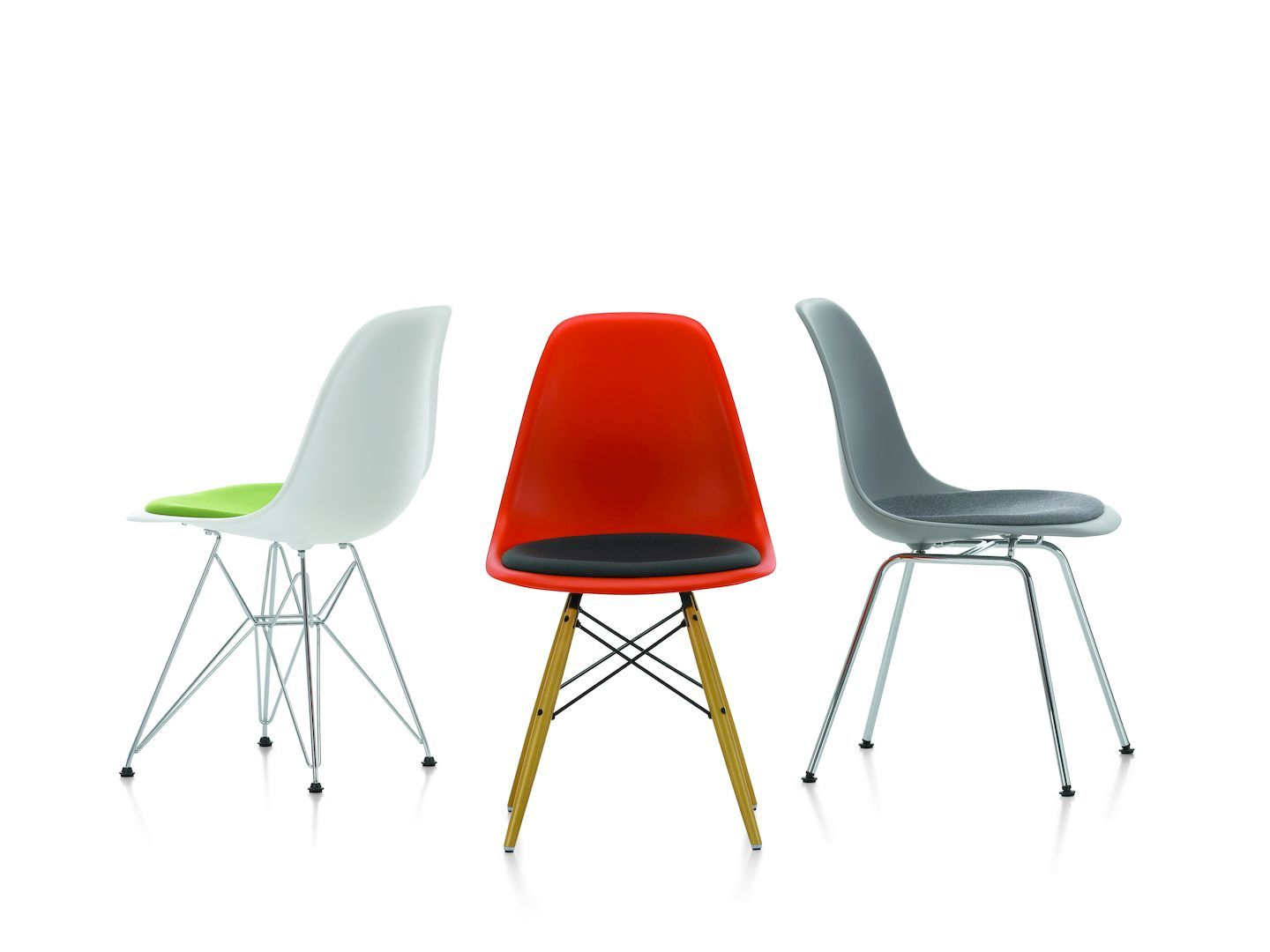 Eames Plastic Side Chair DSX Stuhl mit Sitzpolster Vitra