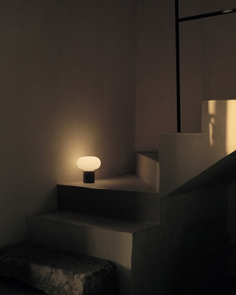 Karl-Johan Portable Table Lamp Akkuleuchte / Tischleuchte New Works Karl-Johan Portable Table Lamp Akkuleuchte / Tischleuchte New Works
