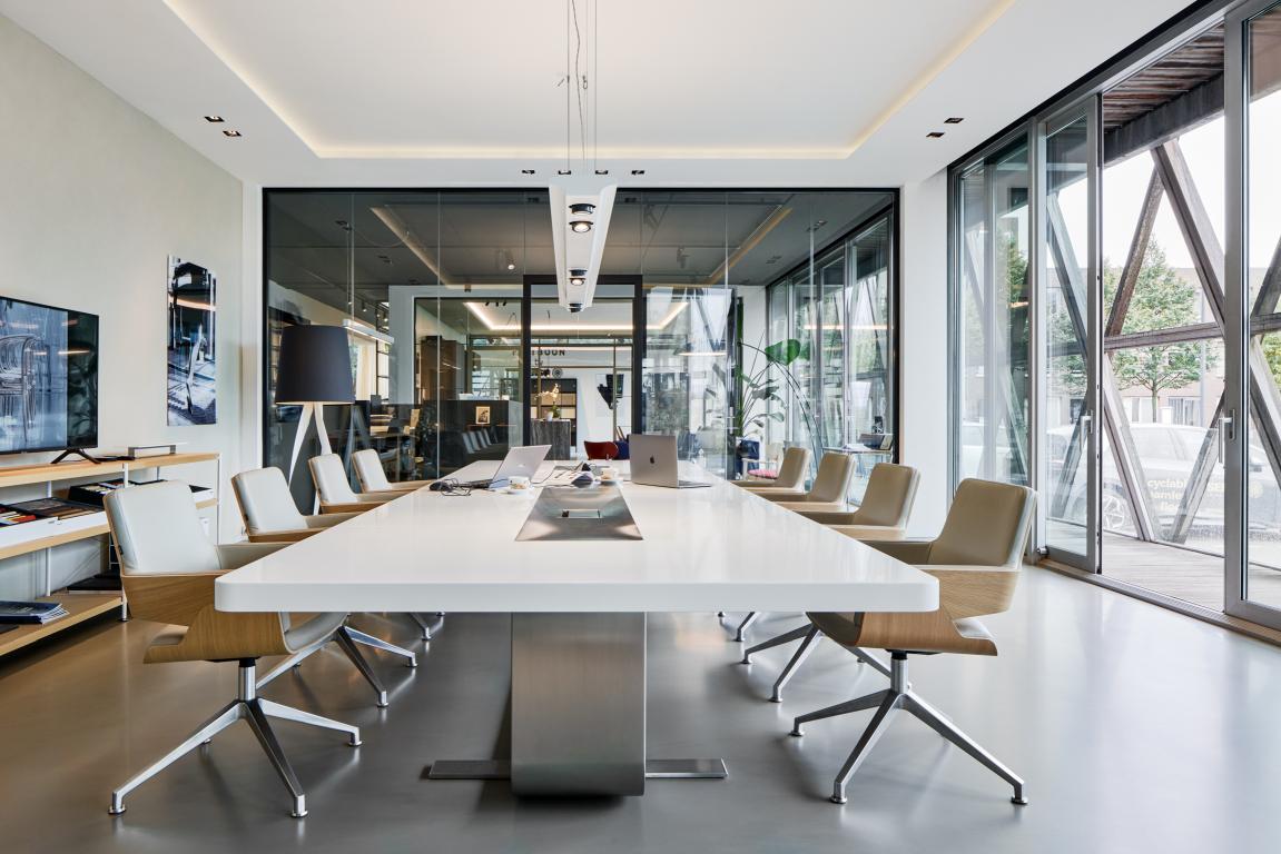 S 847 D Drehsessel Thonet
