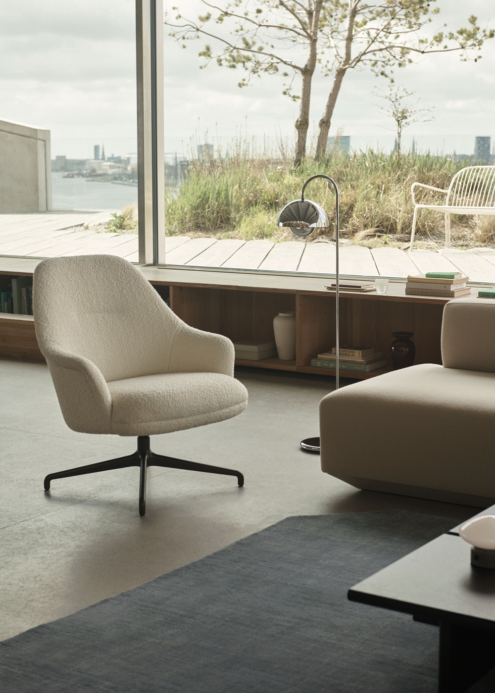 Rely HW139 Lounge Chair Sessel AndTradition