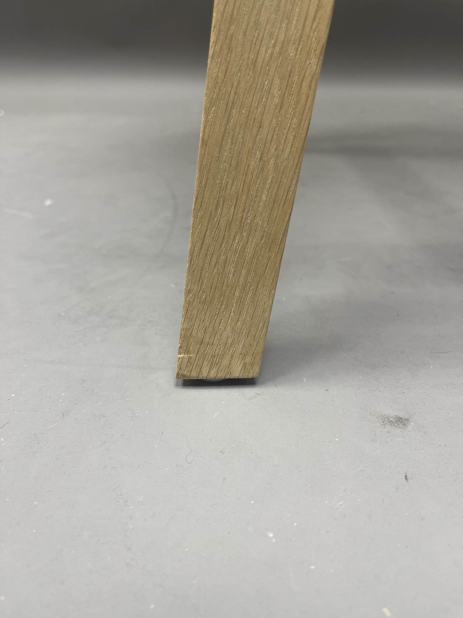 About a Stool AAS32 / AAS 32 Barhocker LOW EICHE GESEIFT / MELANGE CREAM Hay MÄNGELEXEMPLAR 