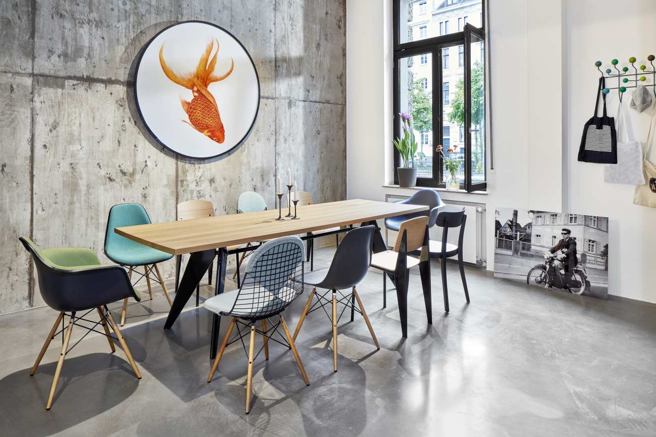 EM Table Tisch Holz B 90 x L 260 cm Vitra