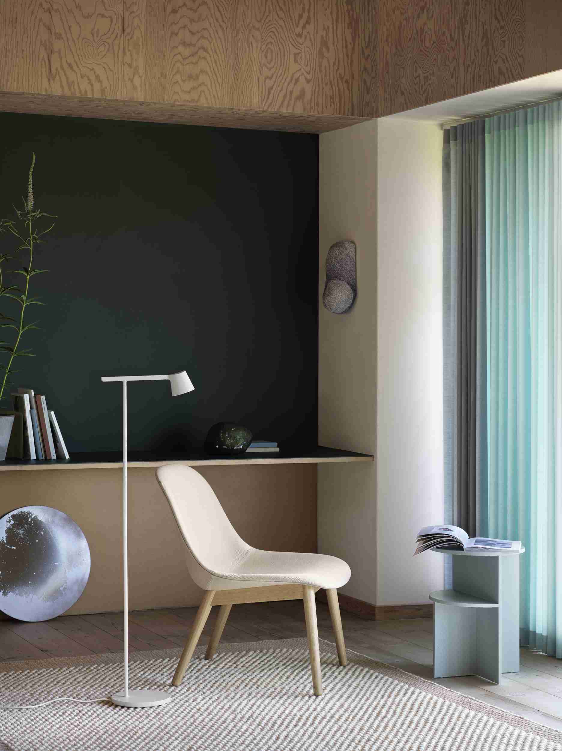 Tip Floor Lamp Stehleuchte Muuto Grau
