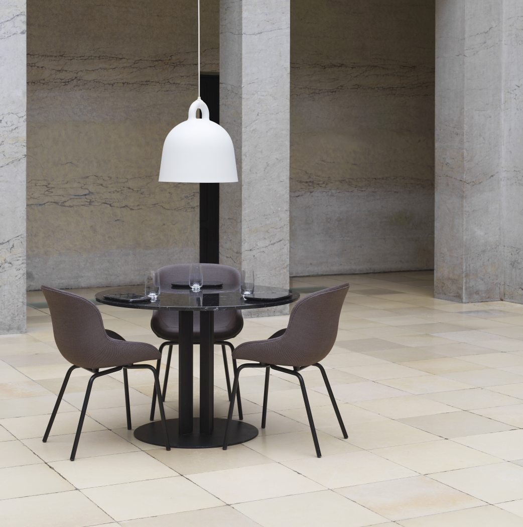 Bell Lamp Hängeleuchte Normann Copenhagen Sand Ø 35 cm