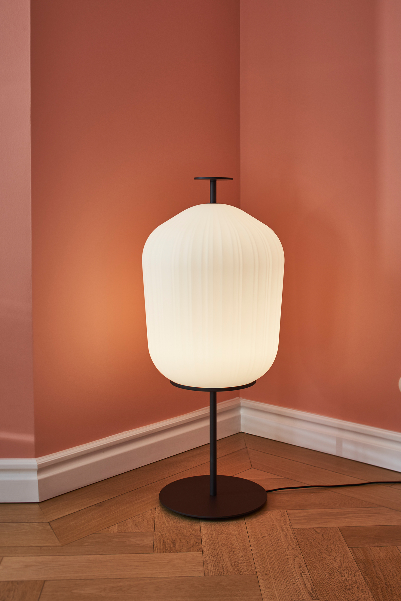 Plissée Floor Lamp Stehleuchte ClassiCon