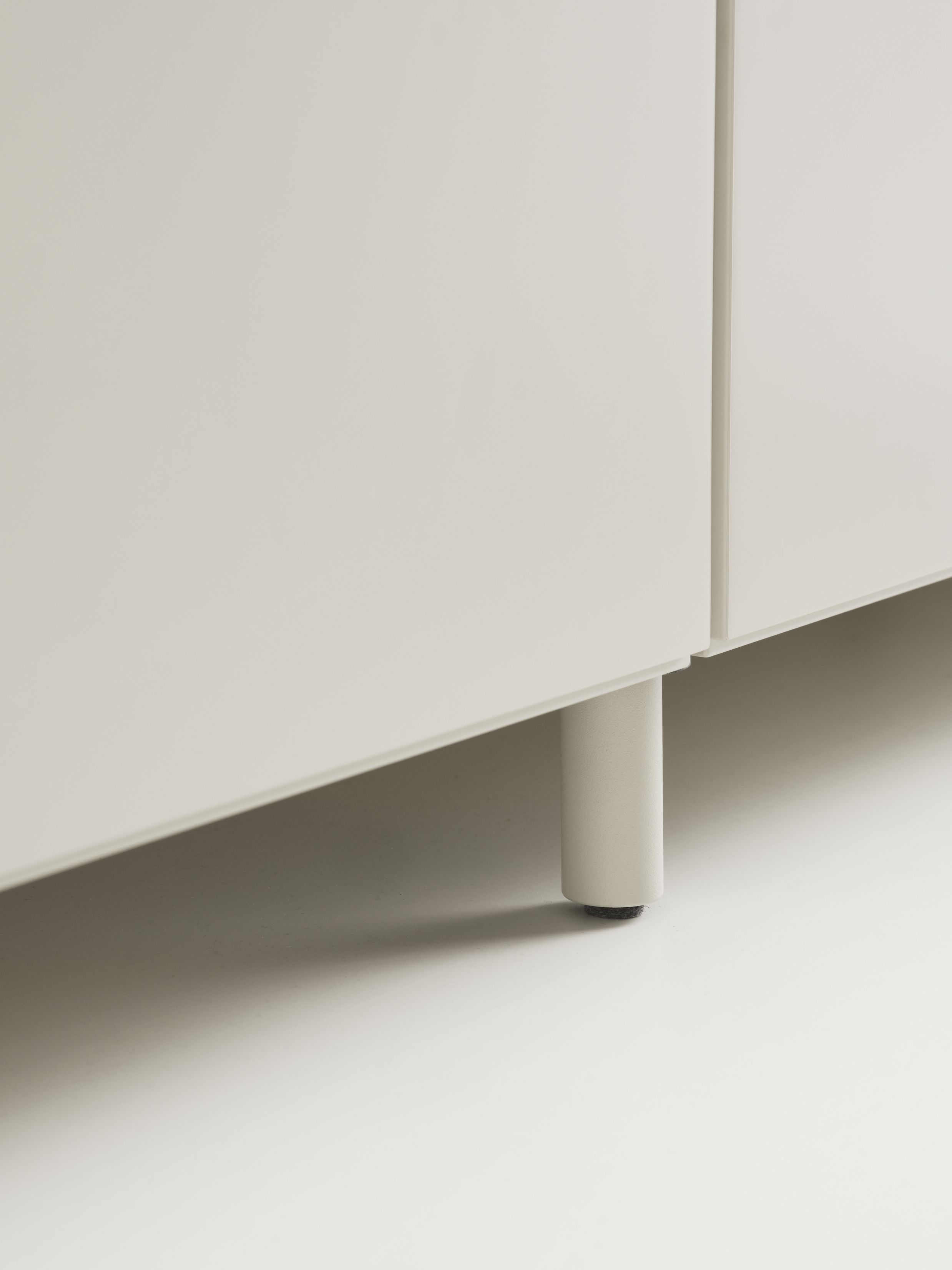 Relief Beine 4er Set für Kommode weiß String Furniture