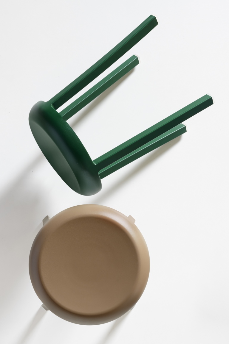 Za Stool Hocker Emeco Za Stool Hocker Emeco