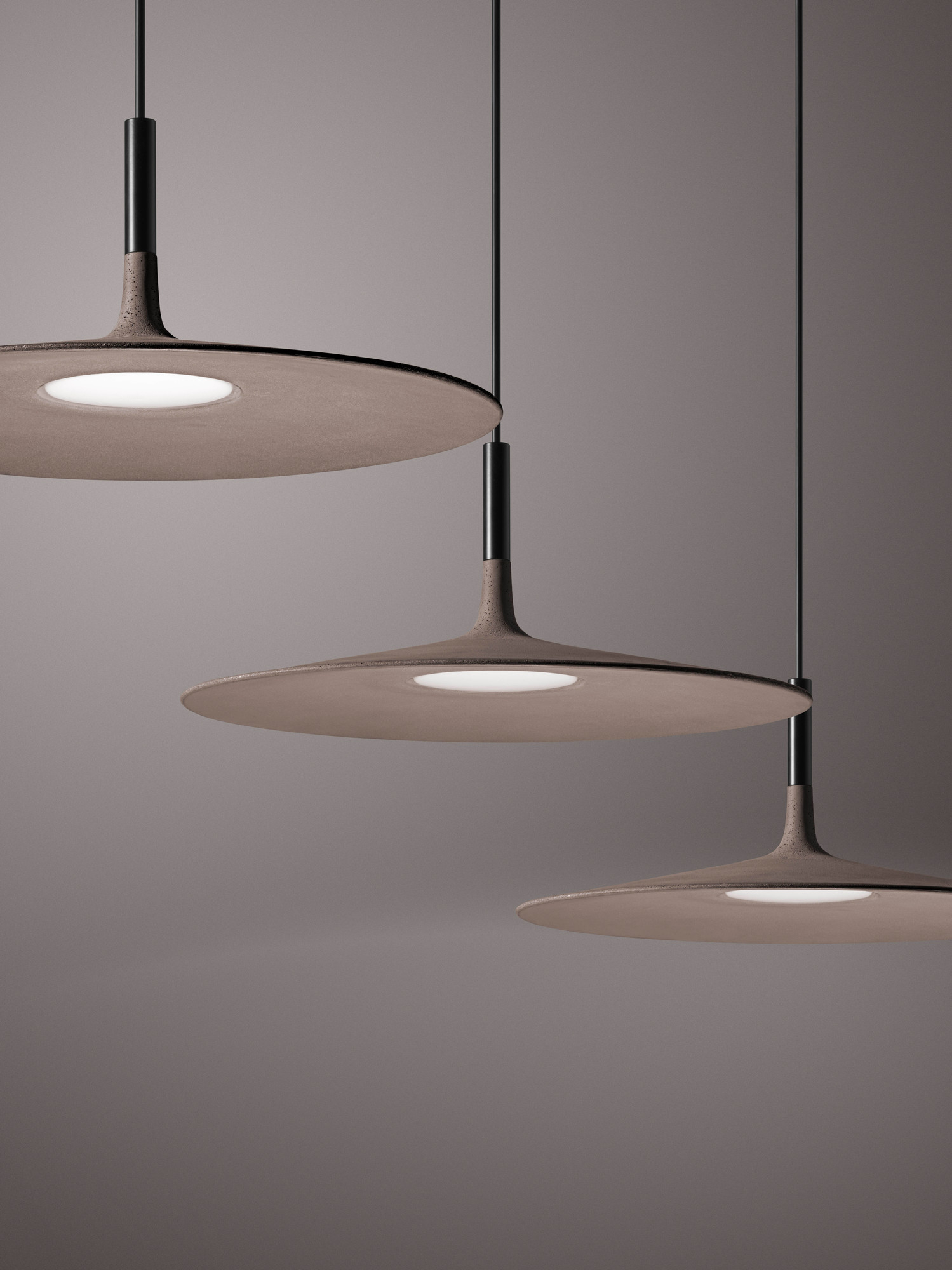 Aplomb Large LED Pendelleuchte Foscarini Weiß