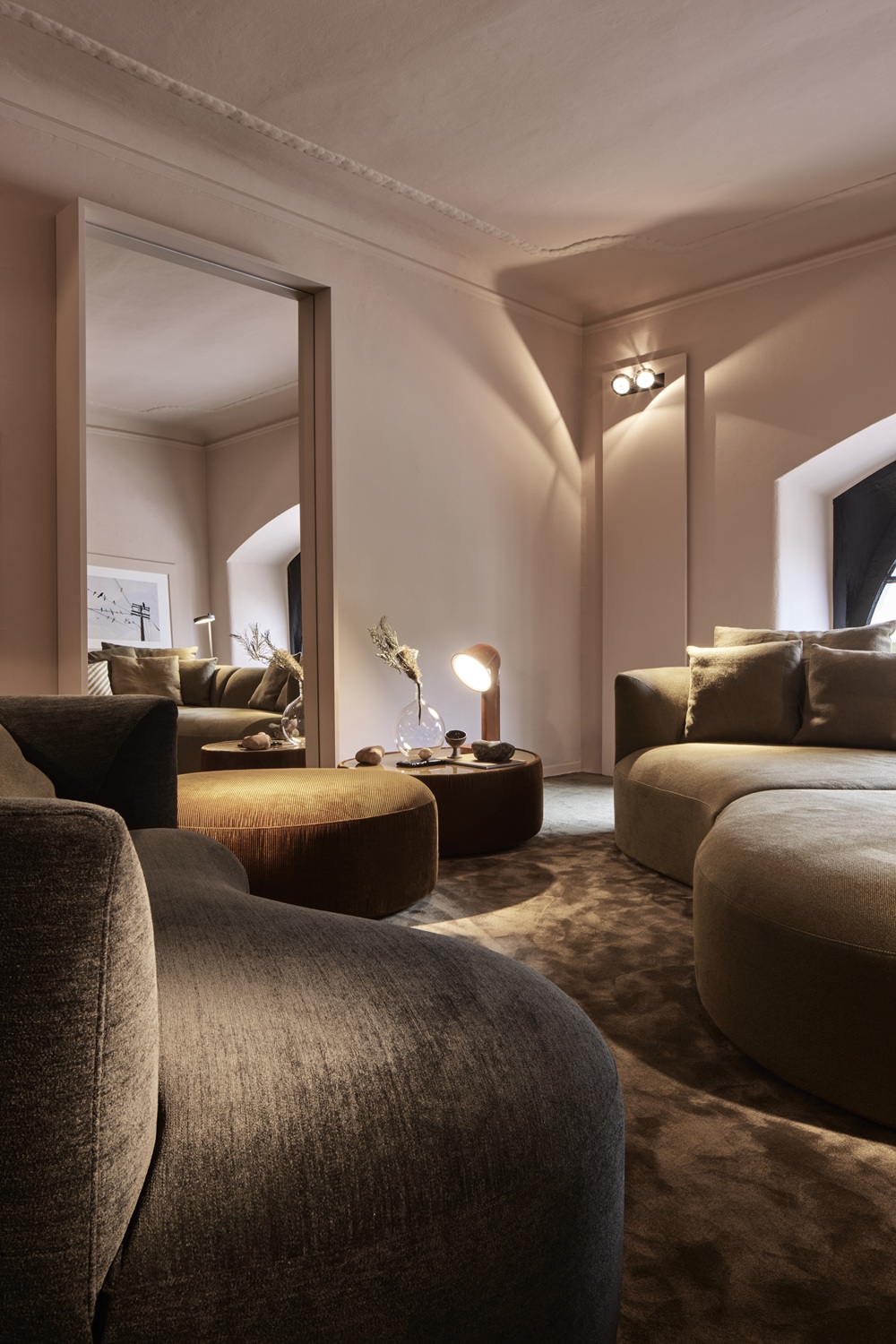 Siwa Sofa groß mit Liege Cor