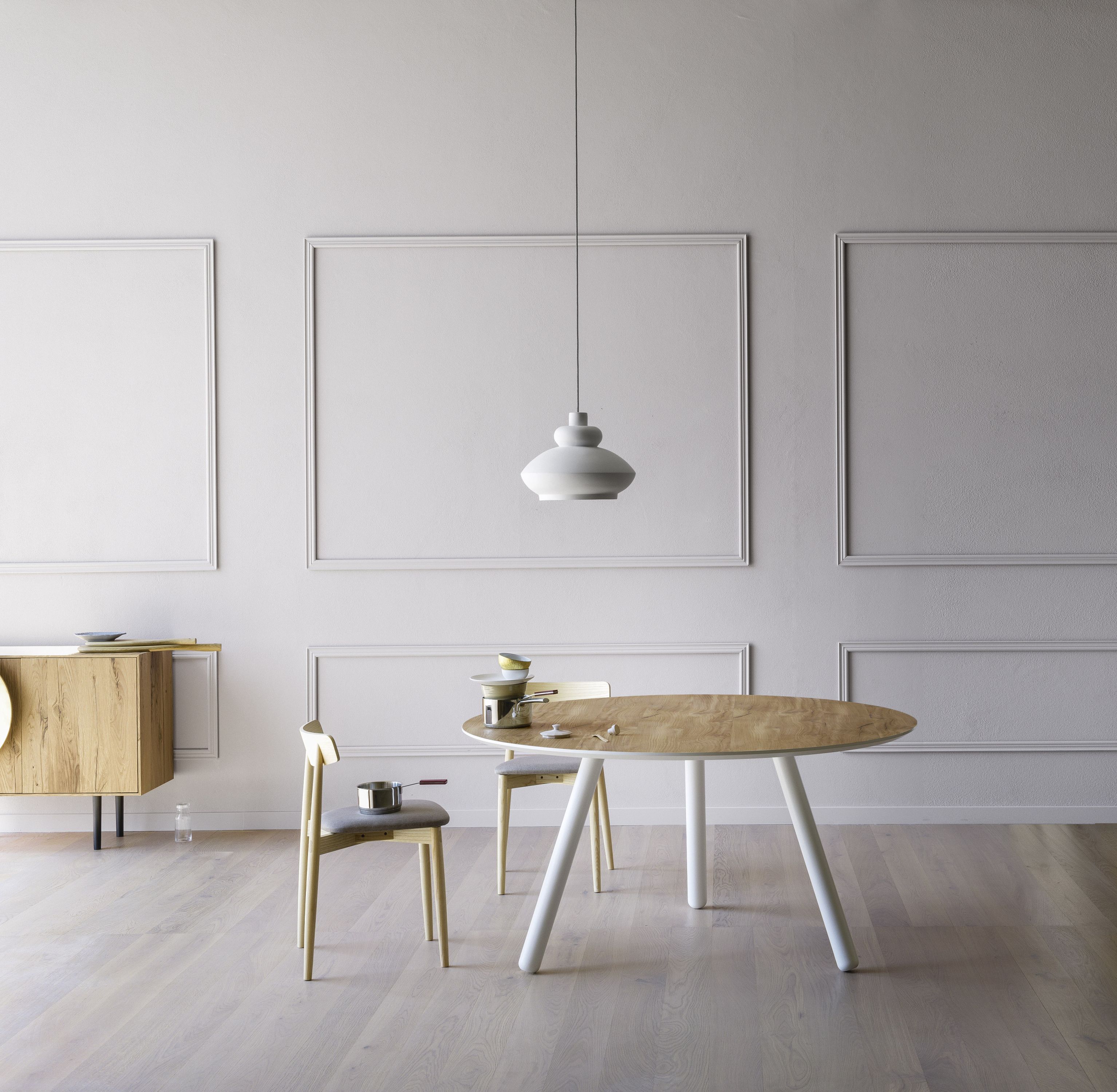Pixie Tisch rund Miniforms