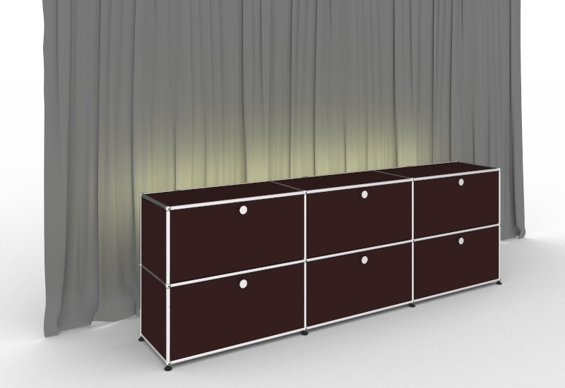 Braunes USM Haller Sideboard mit Beleuchtung und sechs Klapptüren. Modernes Designmöbel für Wohnraum.