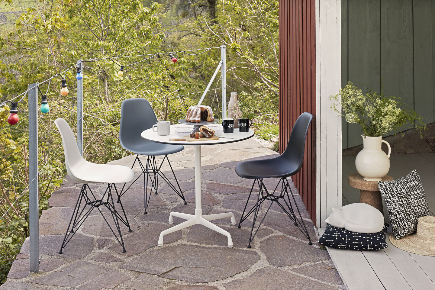 Eames Plastic Side Chair DSR Stuhl Vitra Schwarz-Granit grau