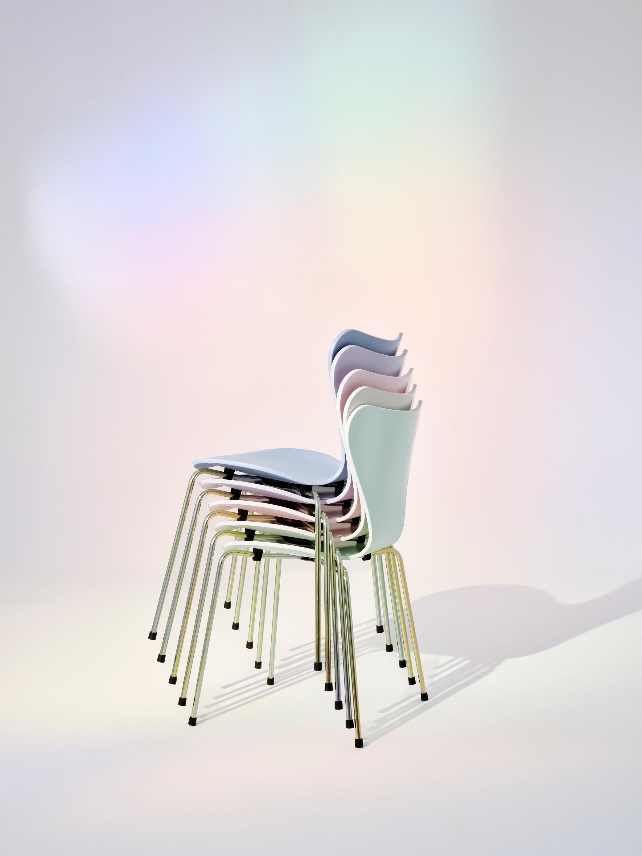 Siebener / Serie Stuhl 3107 Fritz Hansen Ever the Sevener LIMITED EDITION