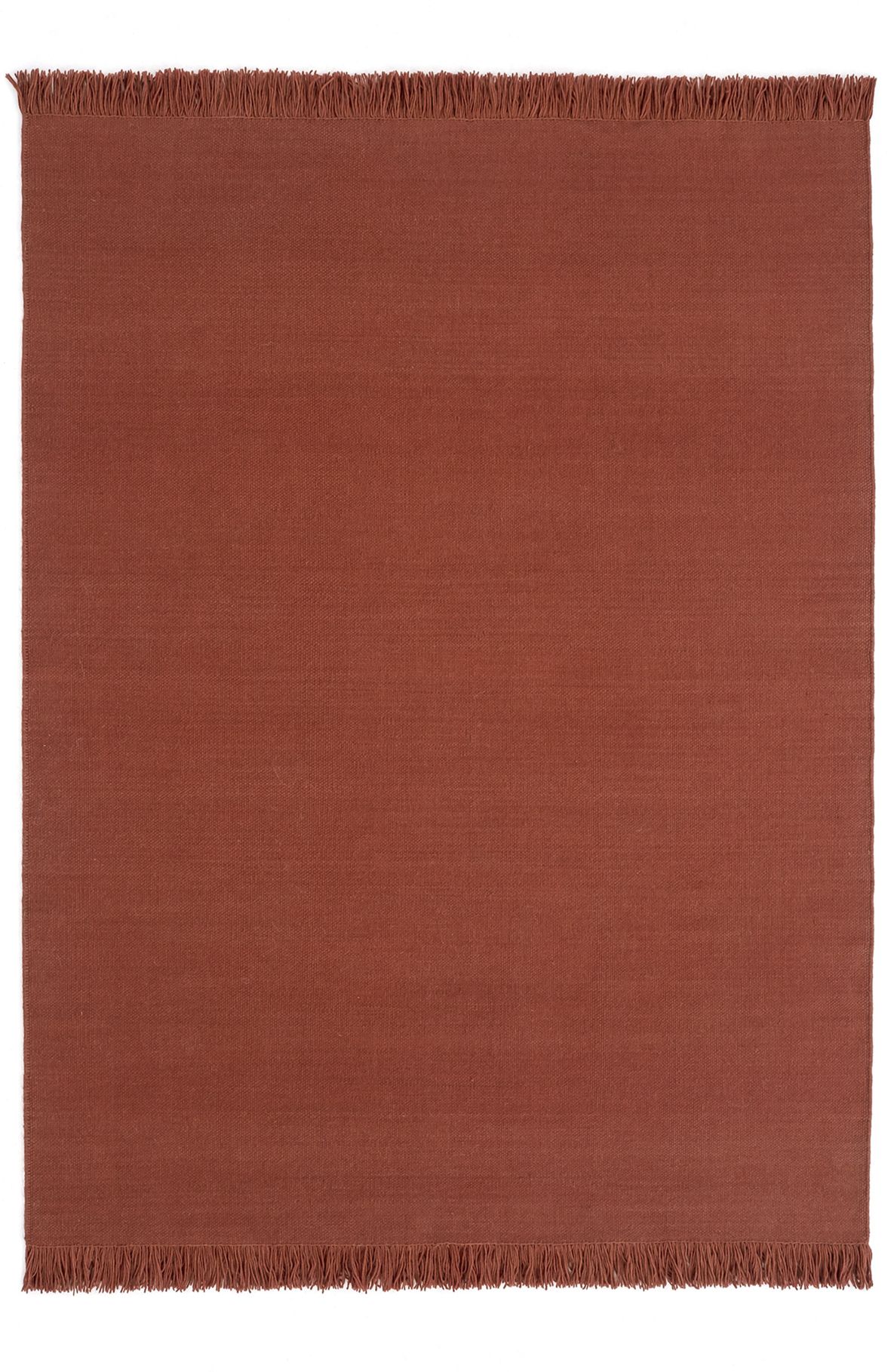 Colors Teppich Saffron von Nanimarquina, 170x240 cm, in warmem, einfarbigem Braun mit Fransen.
