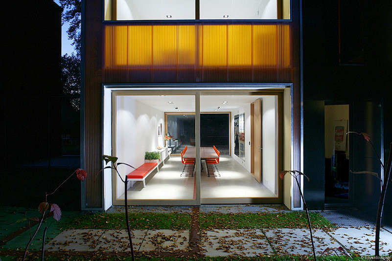 .05 Stuhl stapelbar Vitra