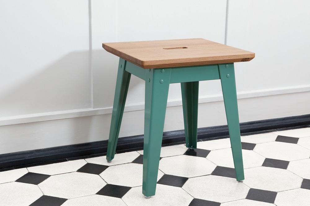6Grad Hocker Jan Cray Rotorange-Bauholz recycelt