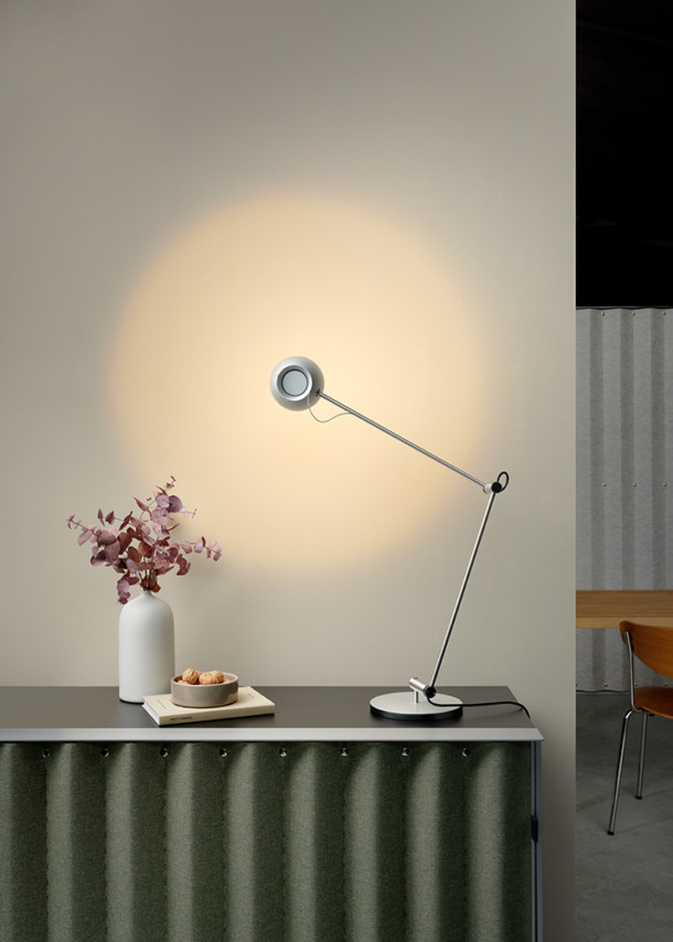 IRIO T Table lamp Tischleuchte Baltensweiler