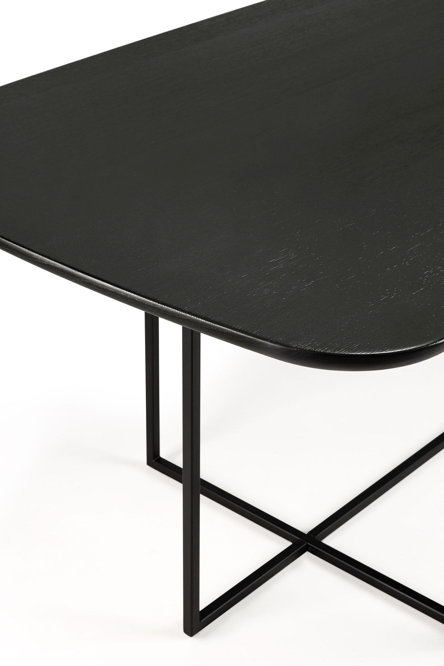 Arc Tisch Eiche schwarz lackiert Ethnicraft