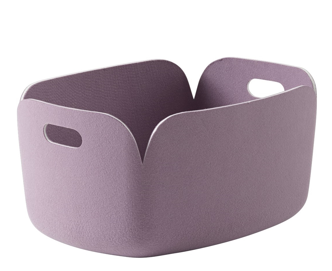 Muuto Restore Storage Basket in Dusty Lilac: Filzkorb für Aufbewahrung mit Griffen.