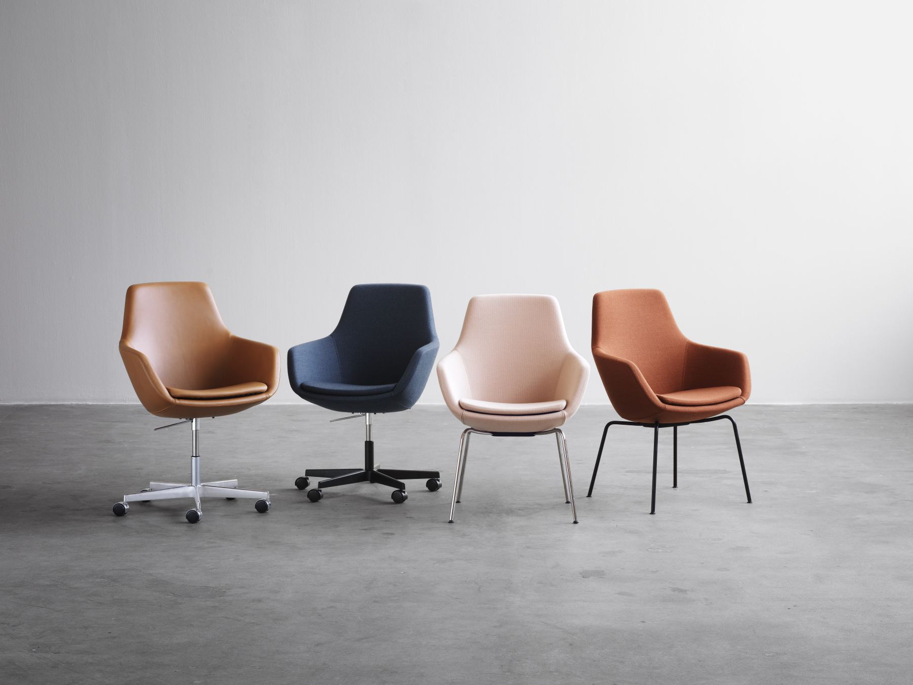 Little Giraffe Drehstuhl 3211R Abnehmbarer Bezug Fritz Hansen