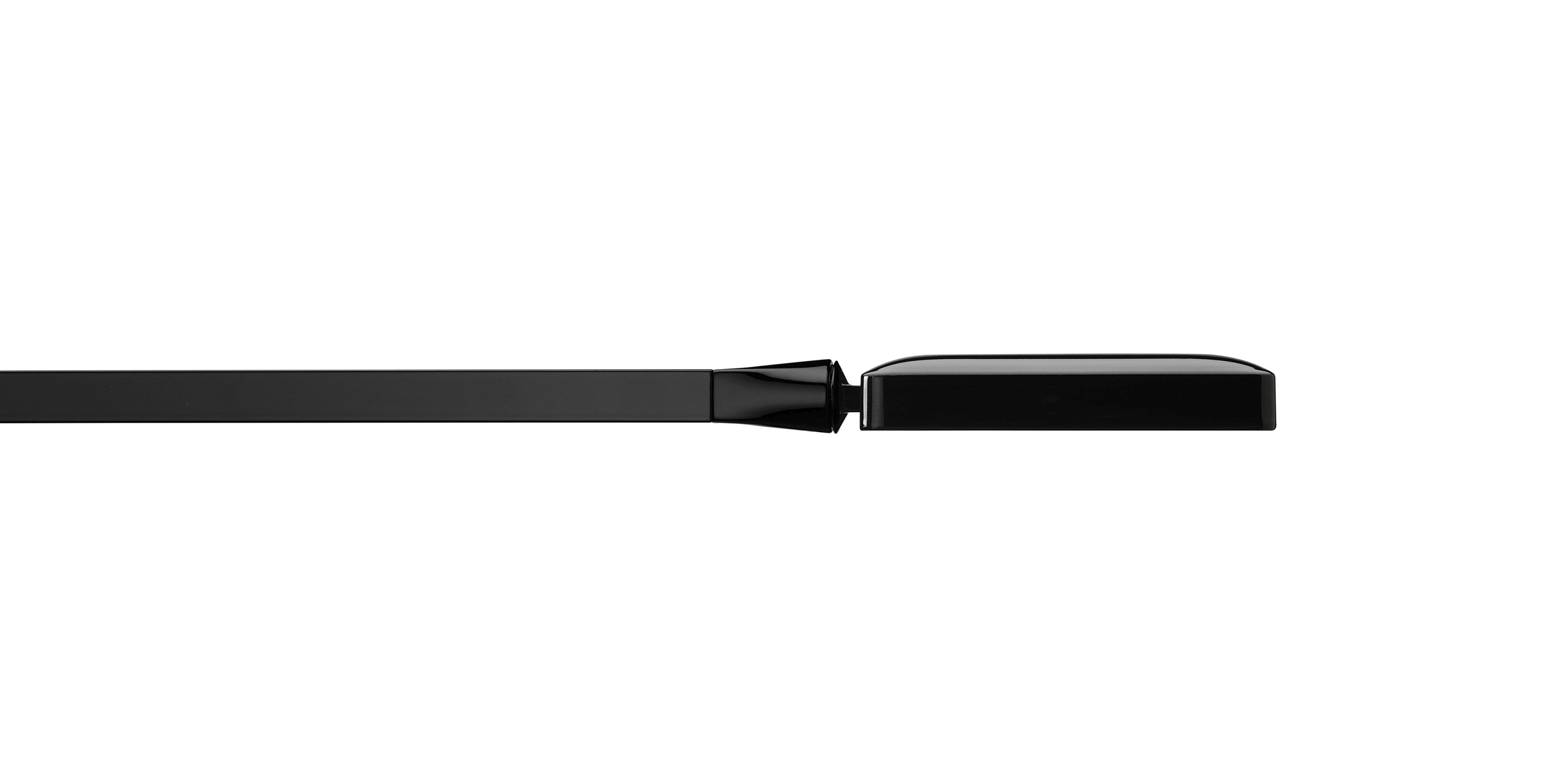 Detailaufnahme der schwarzen Kelvin Edge Tischleuchte von Flos, modernes Design.