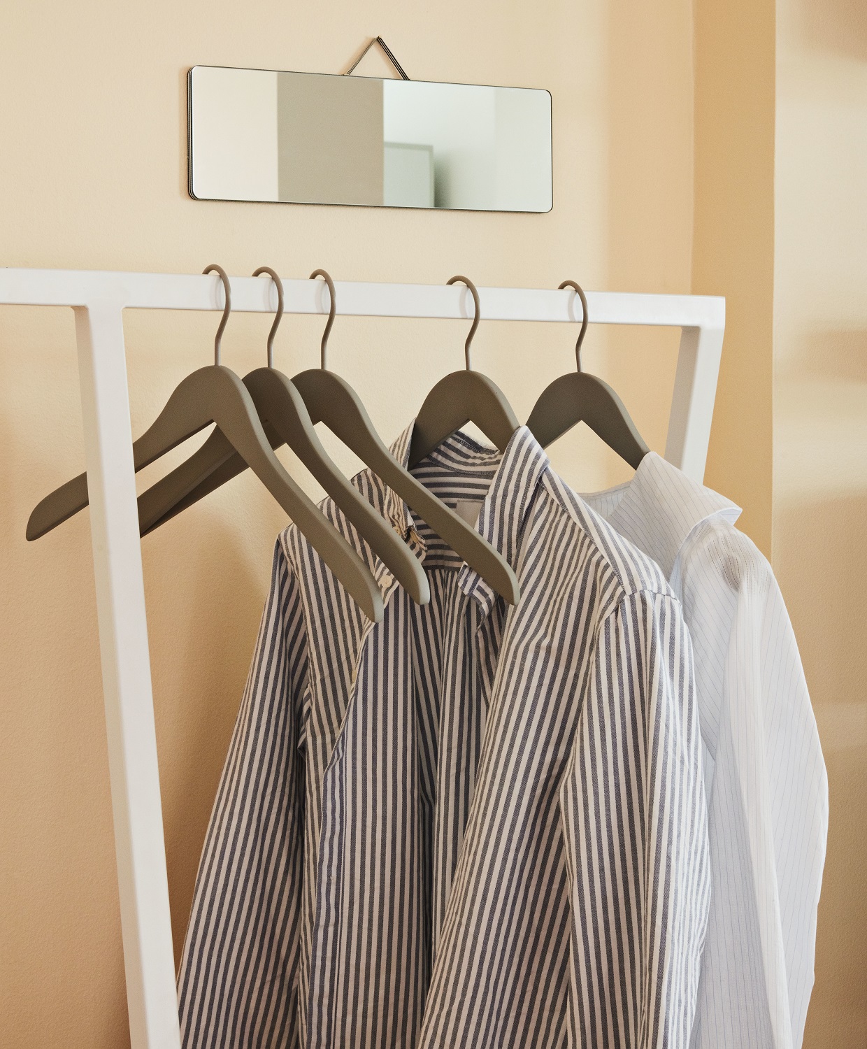 Soft Coat Hanger Wide 44 Kleiderbügel 4-er Set Hay 