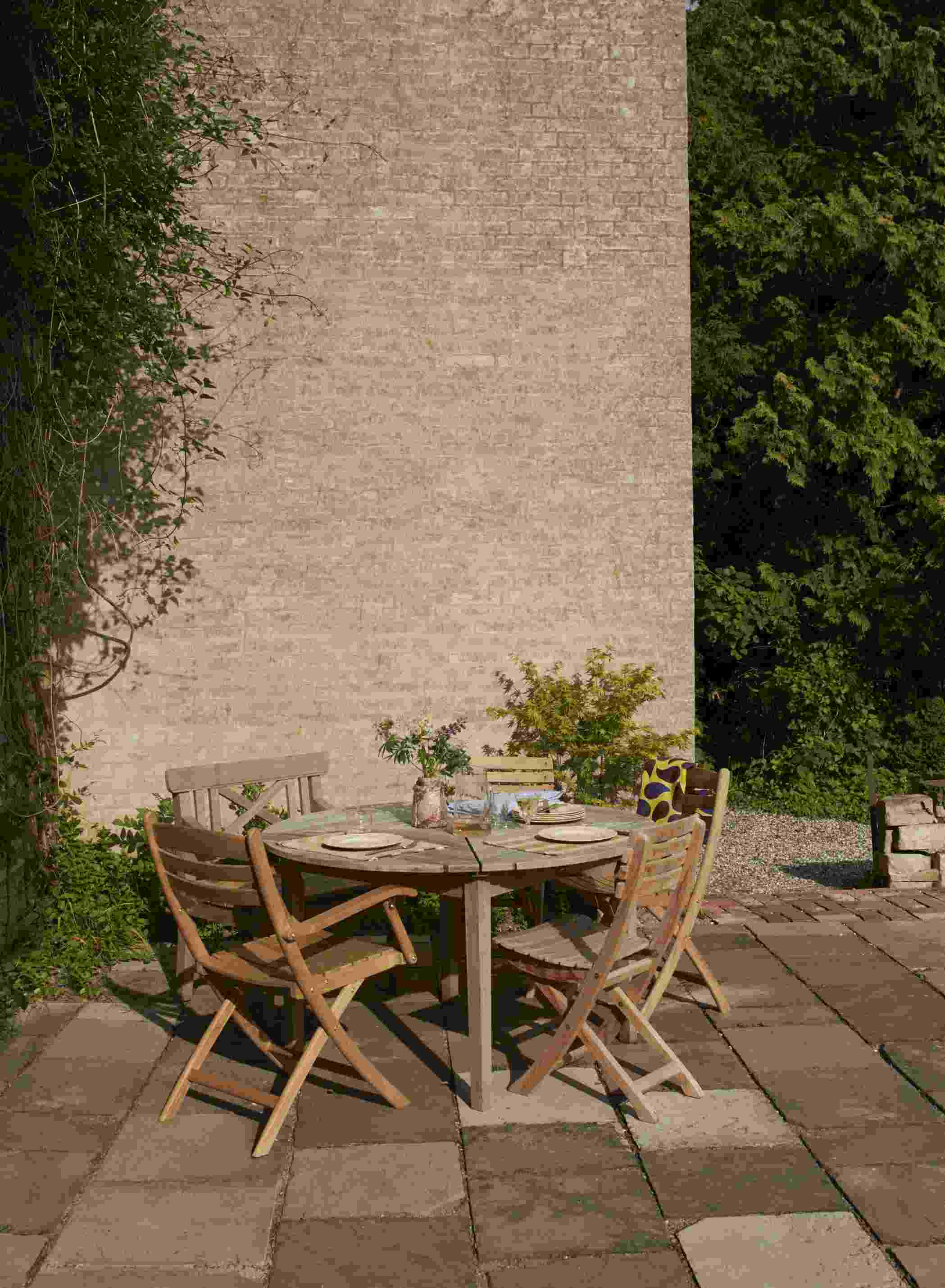Drachmann Table Tisch Ø 126 cm Outdoor Skagerak by Fritz Hansen