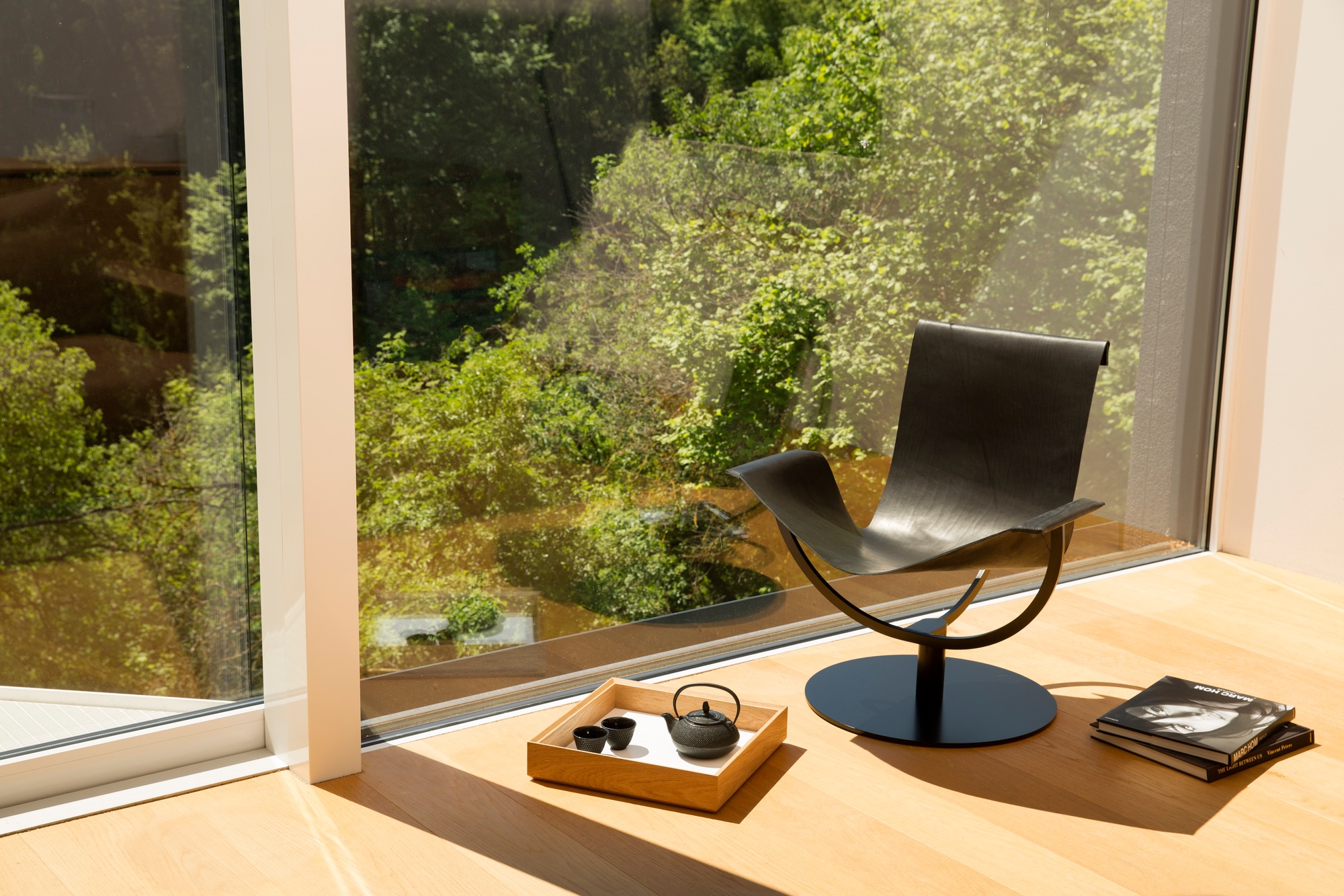 Arch Chair Sessel Kernleder schwarz Favius