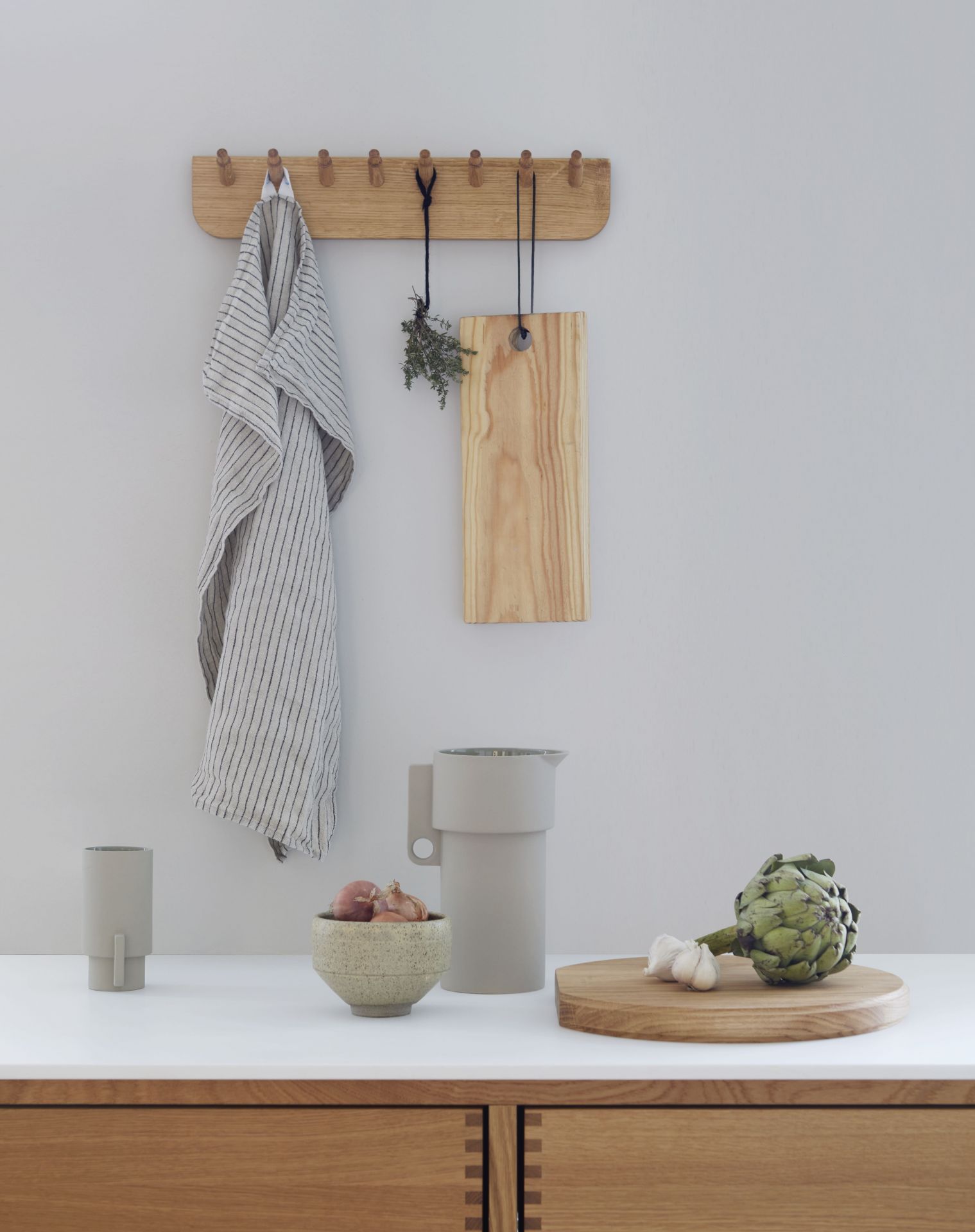 Echo Garderobenleiste 40 Eiche GEÖLT Form & Refine EINZELSTÜCK