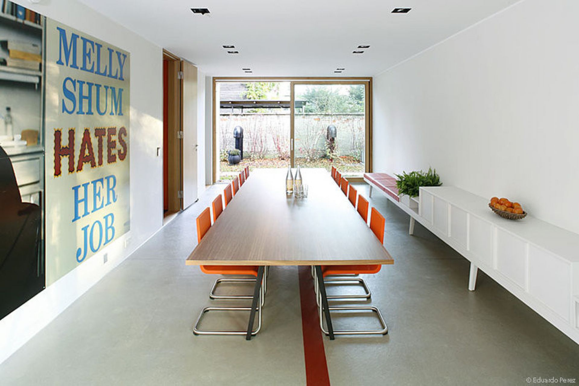 .05 Stuhl stapelbar Vitra