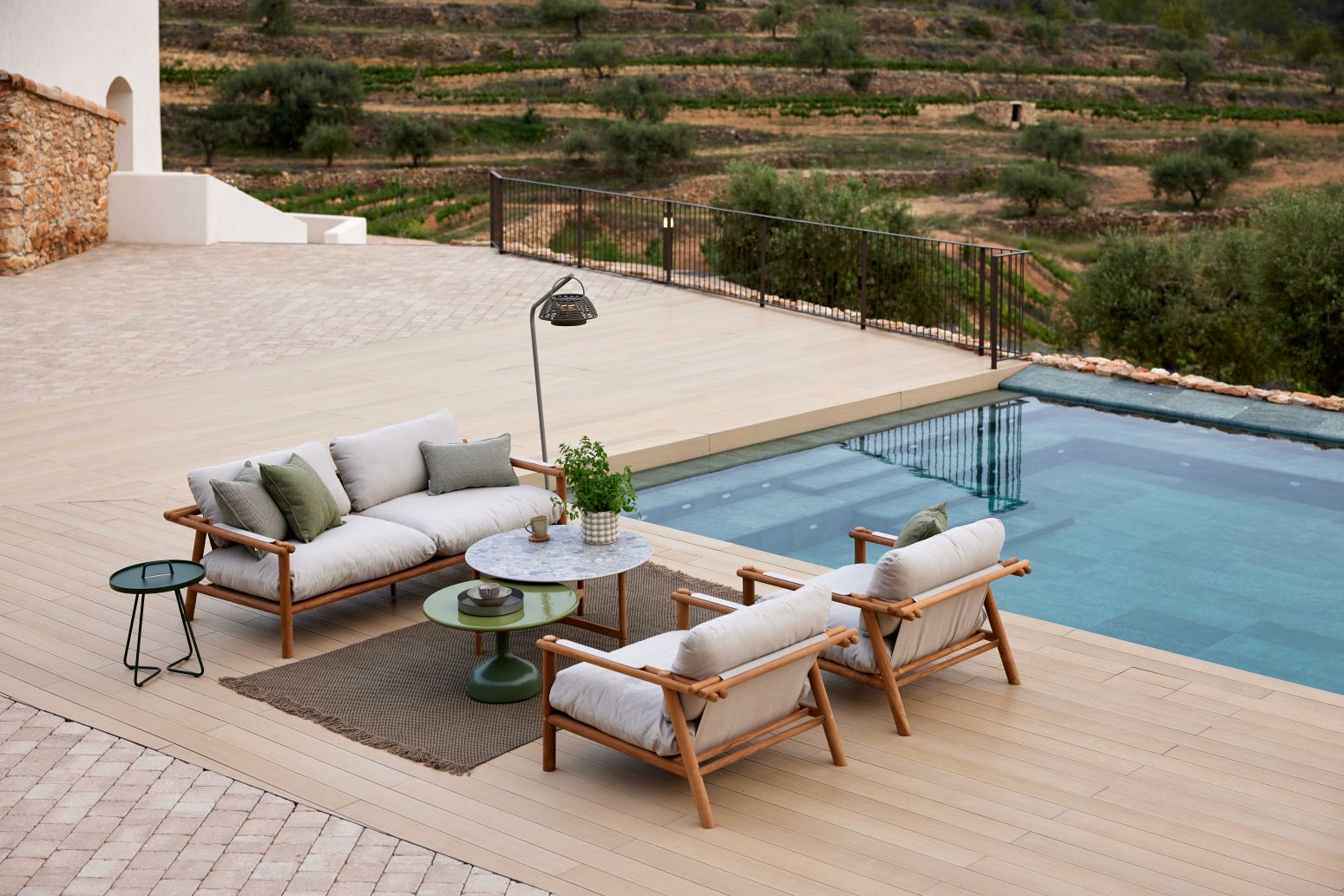 Sticks Outdoor Sofa inkl. Kissen Cane-Line