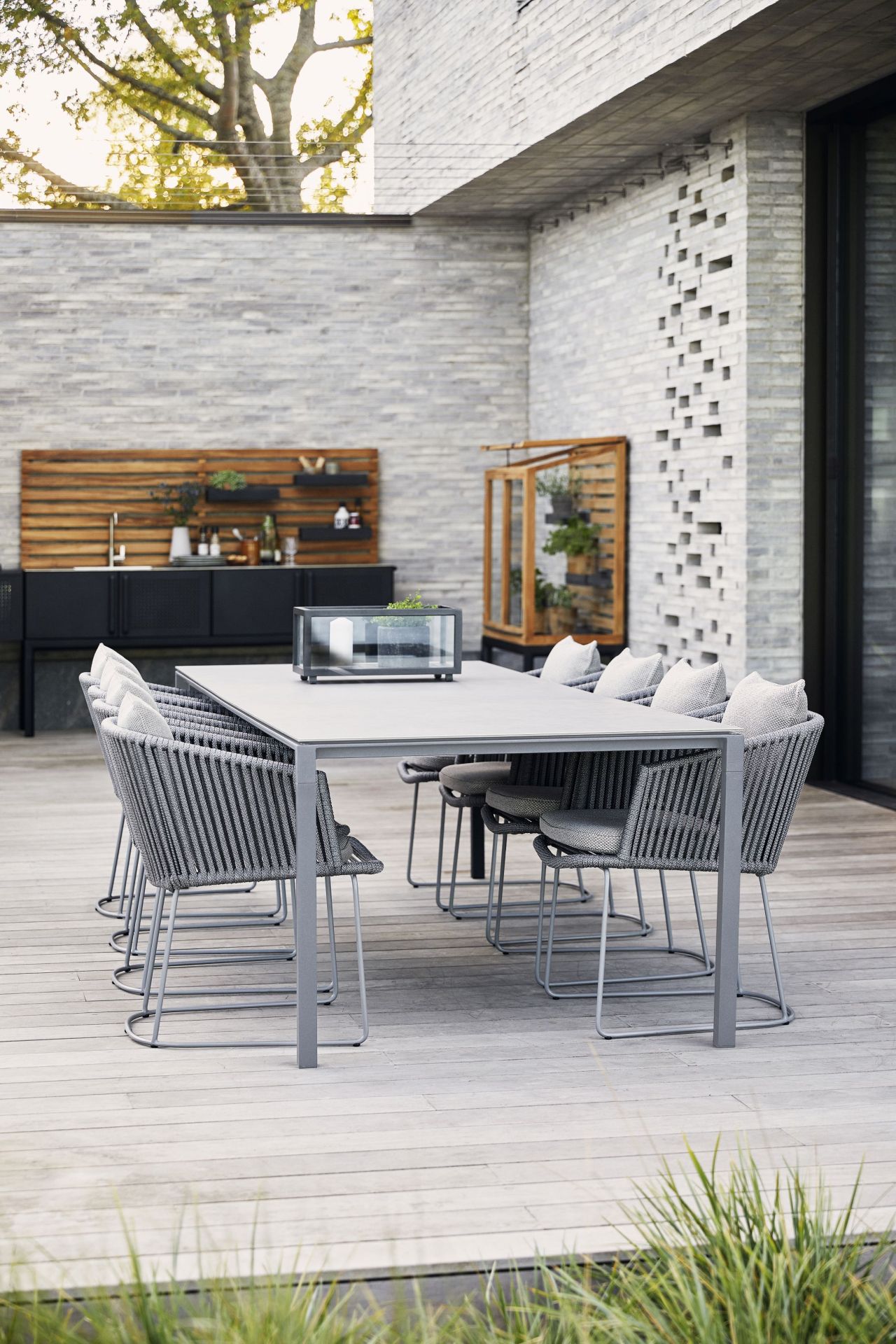 Pure Outdoor Esstisch groß B 280 x T 100 x H 73 cm Gestell Taupe betongrau Platte Cane-Line