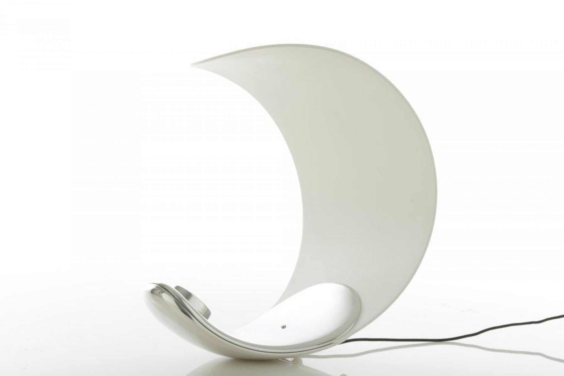 D76 Curl Tischleuchte Luceplan