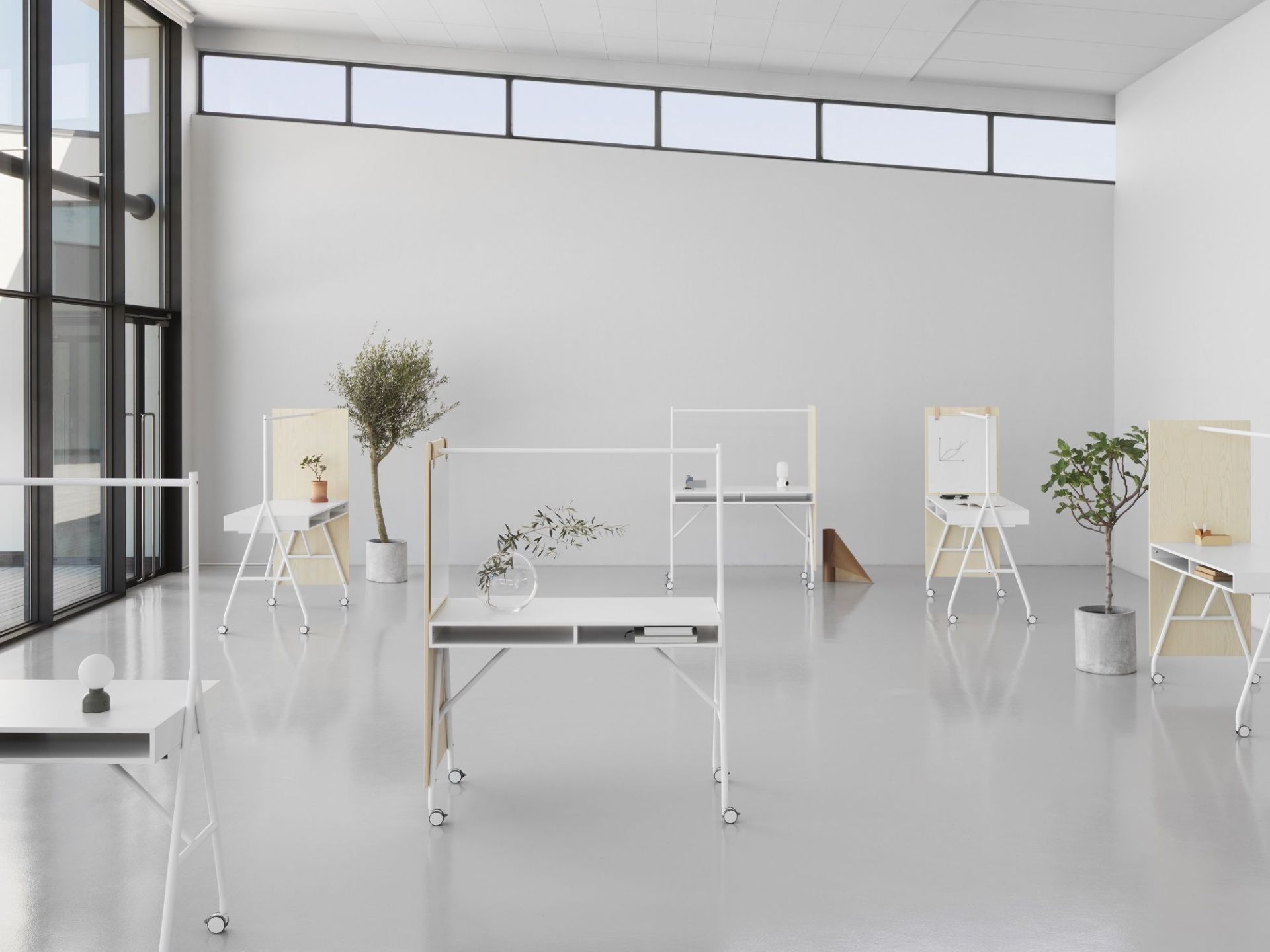 Hangout High Desk Stehtisch Mizetto QUICK SHIP