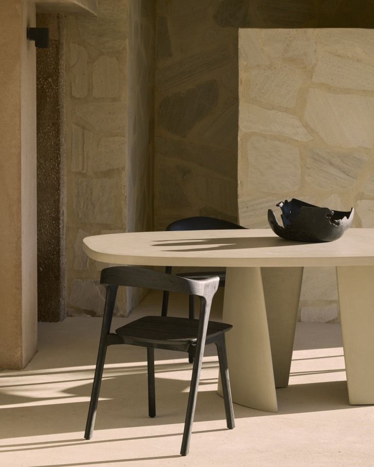 Canyon Outdoor Esstisch Beton Ethnicraft