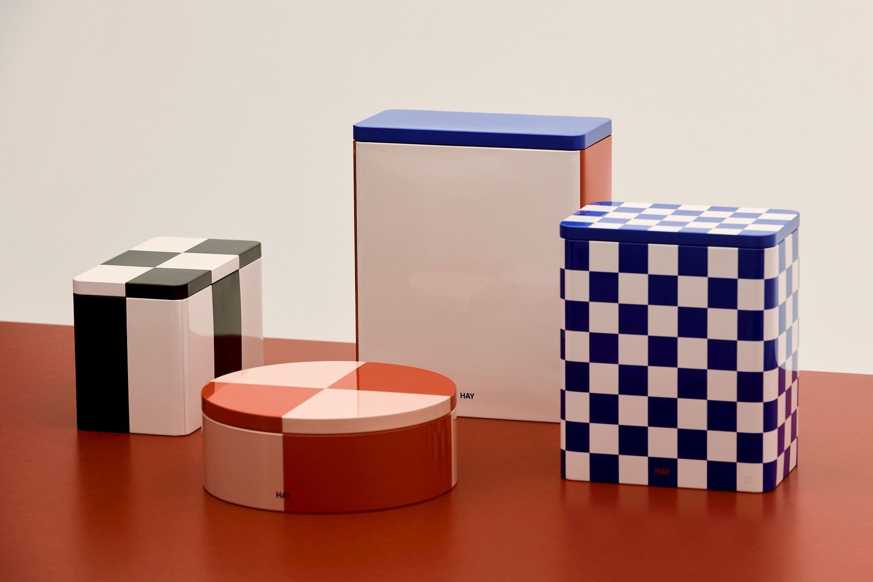Tin Container Round Red and soft pink Aufbewahrungsbox Hay