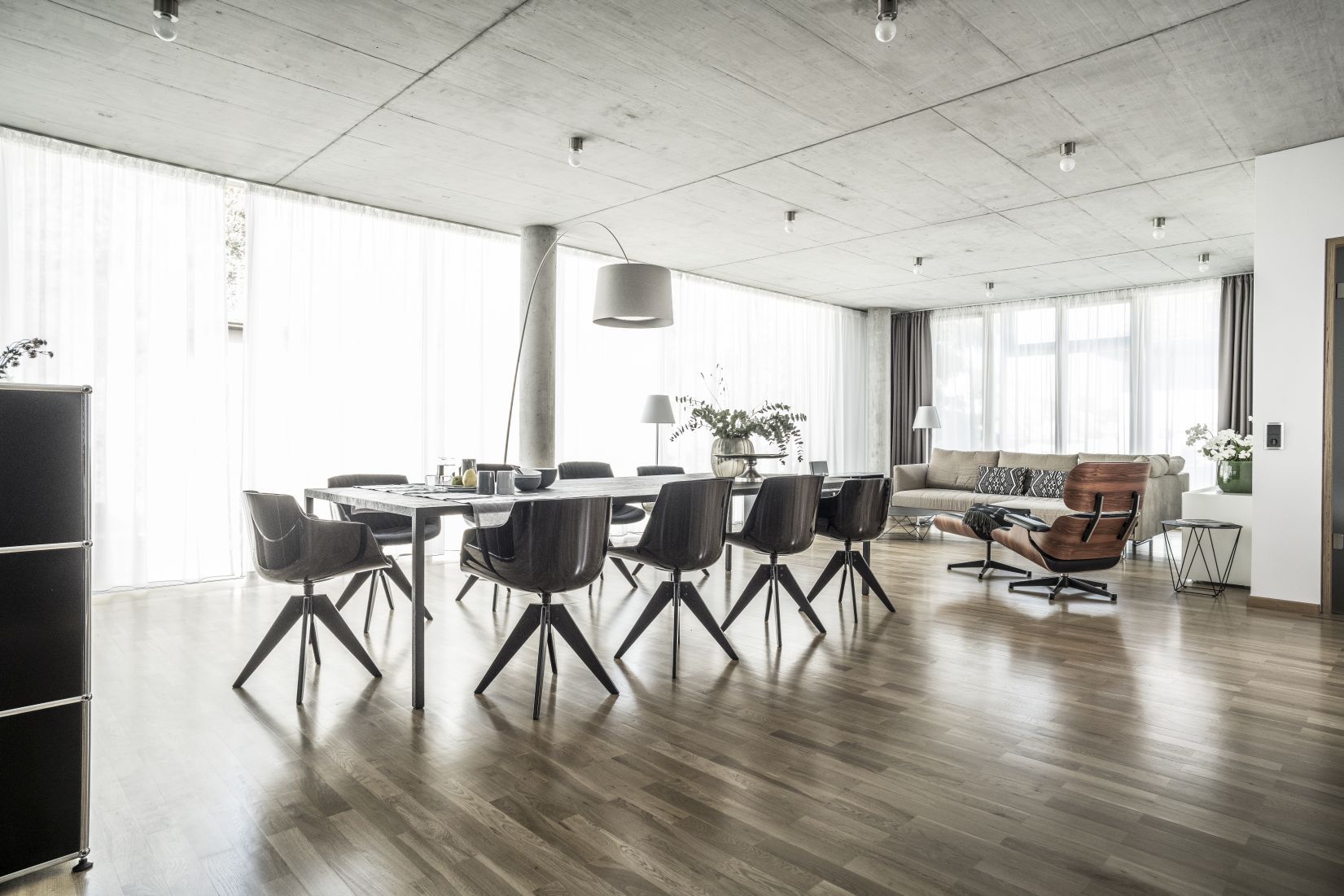 Eames Lounge Chair & Ottoman Armchair Leder Premium F / Leder Natural Vitra