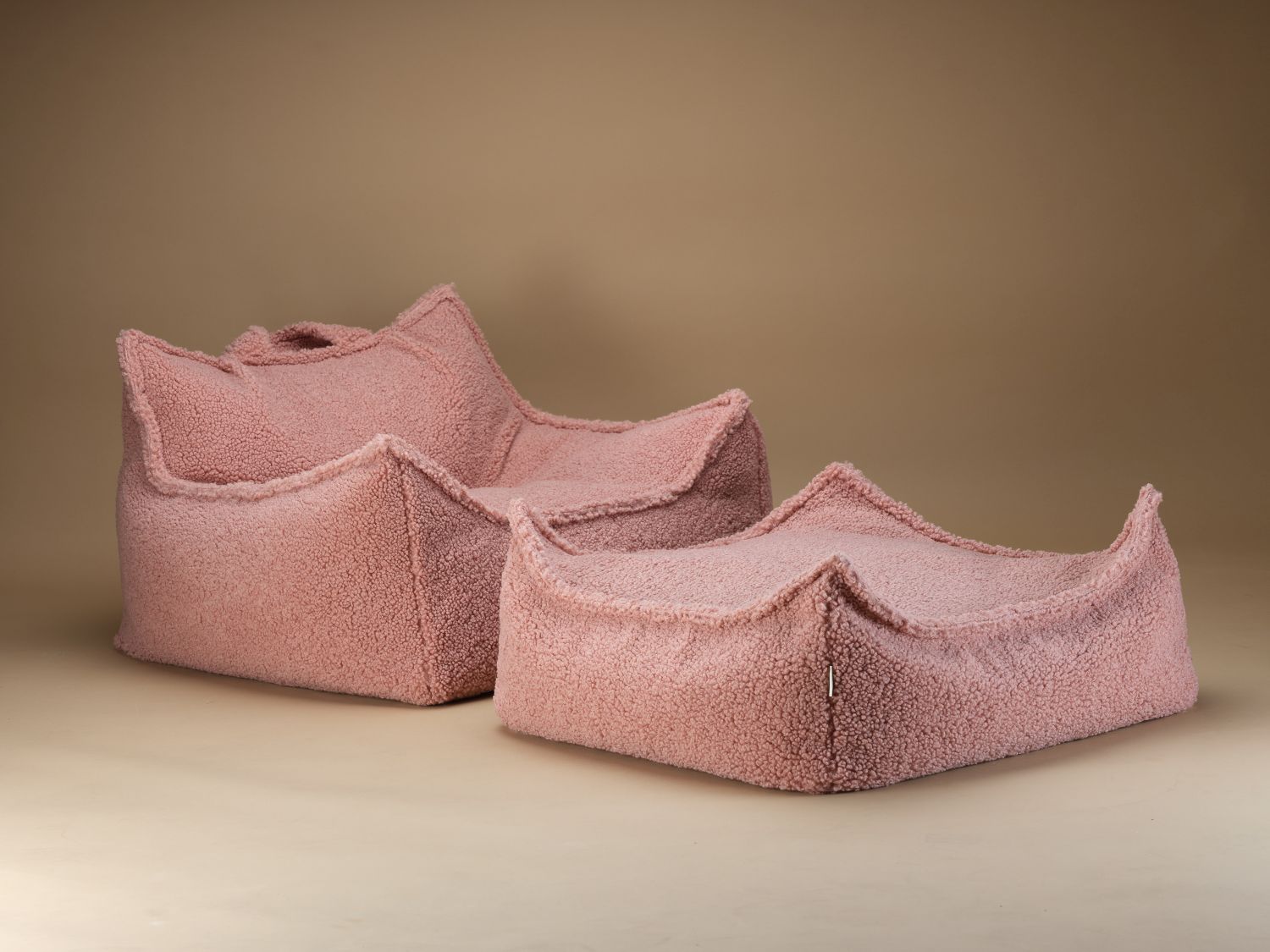 Kindersitzsack Sessel Teddystoff Guave Wigiwama