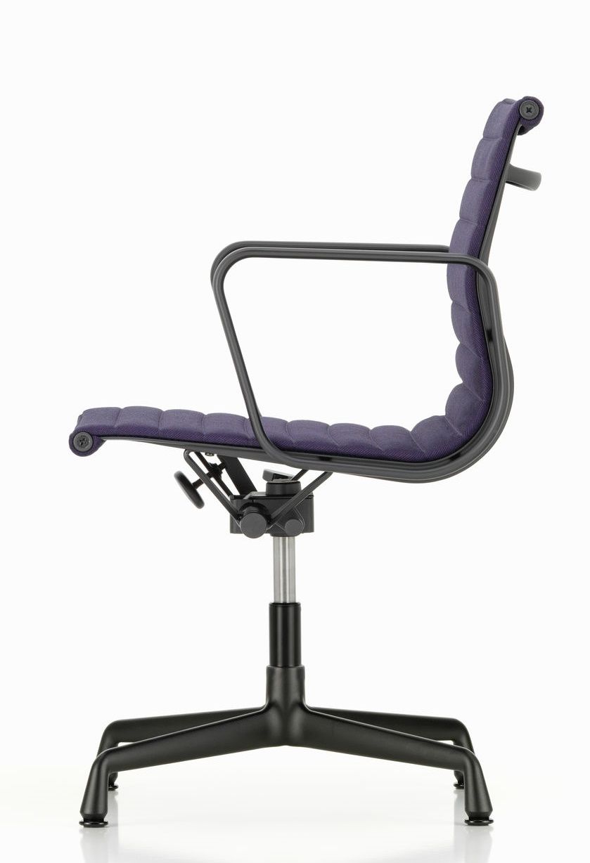 Aluminium Chair EA 131 / EA131 Stuhl Vitra