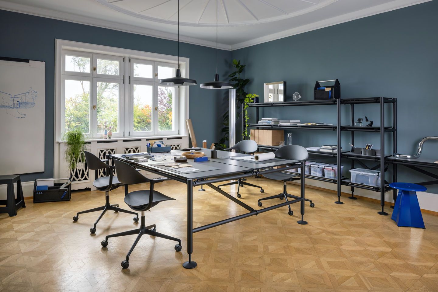 Mynt Rücken und Sitz Kunststoff Bürodrehstuhl Vitra