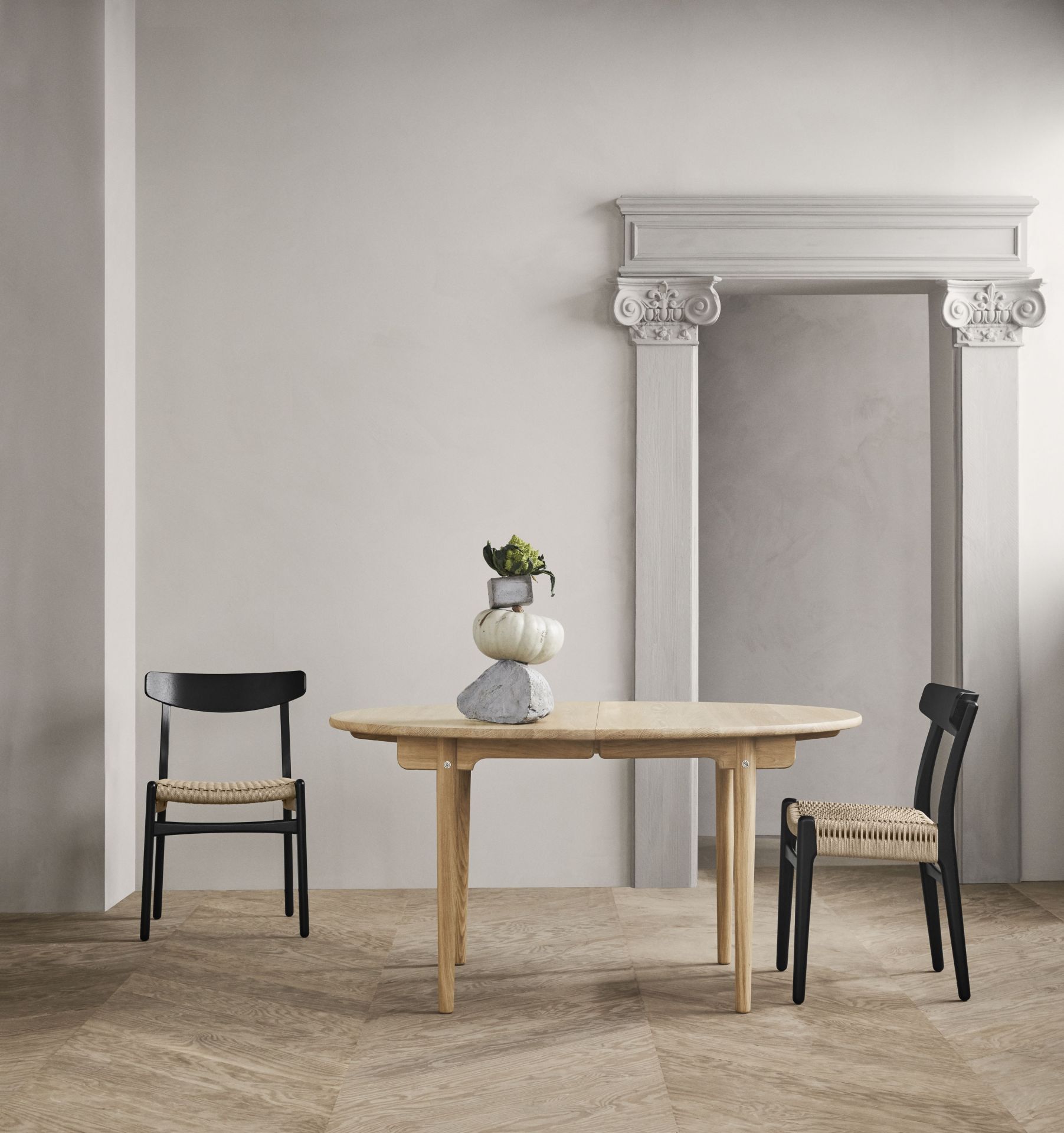 CH337 Ovaler Esstisch ausziehbar Buche lackiert Carl Hansen & Søn