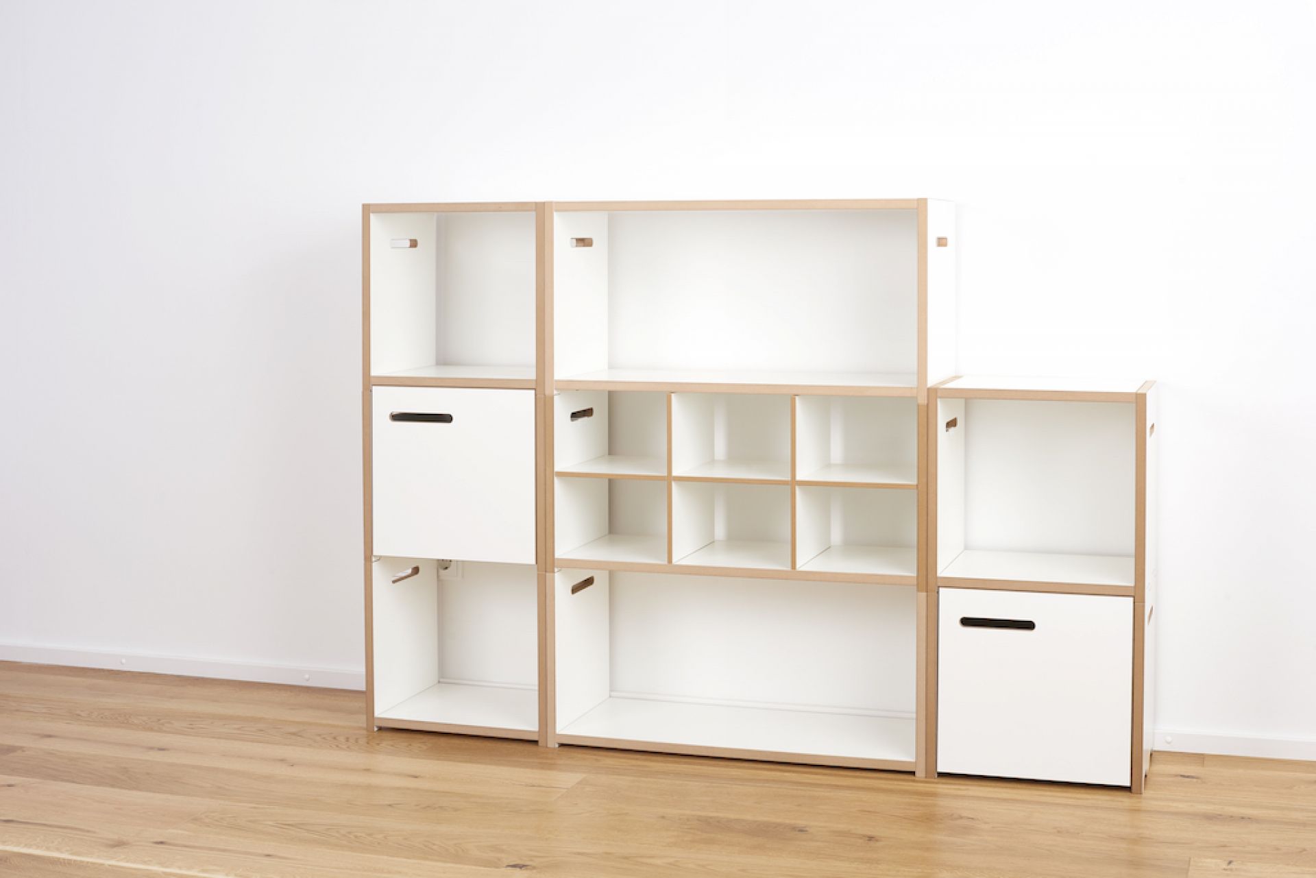 Tojo Halbstark Grundmodul Niedrig Regalserie Tojo Tojo Halbstark Grundmodul Niedrig Regalserie Tojo