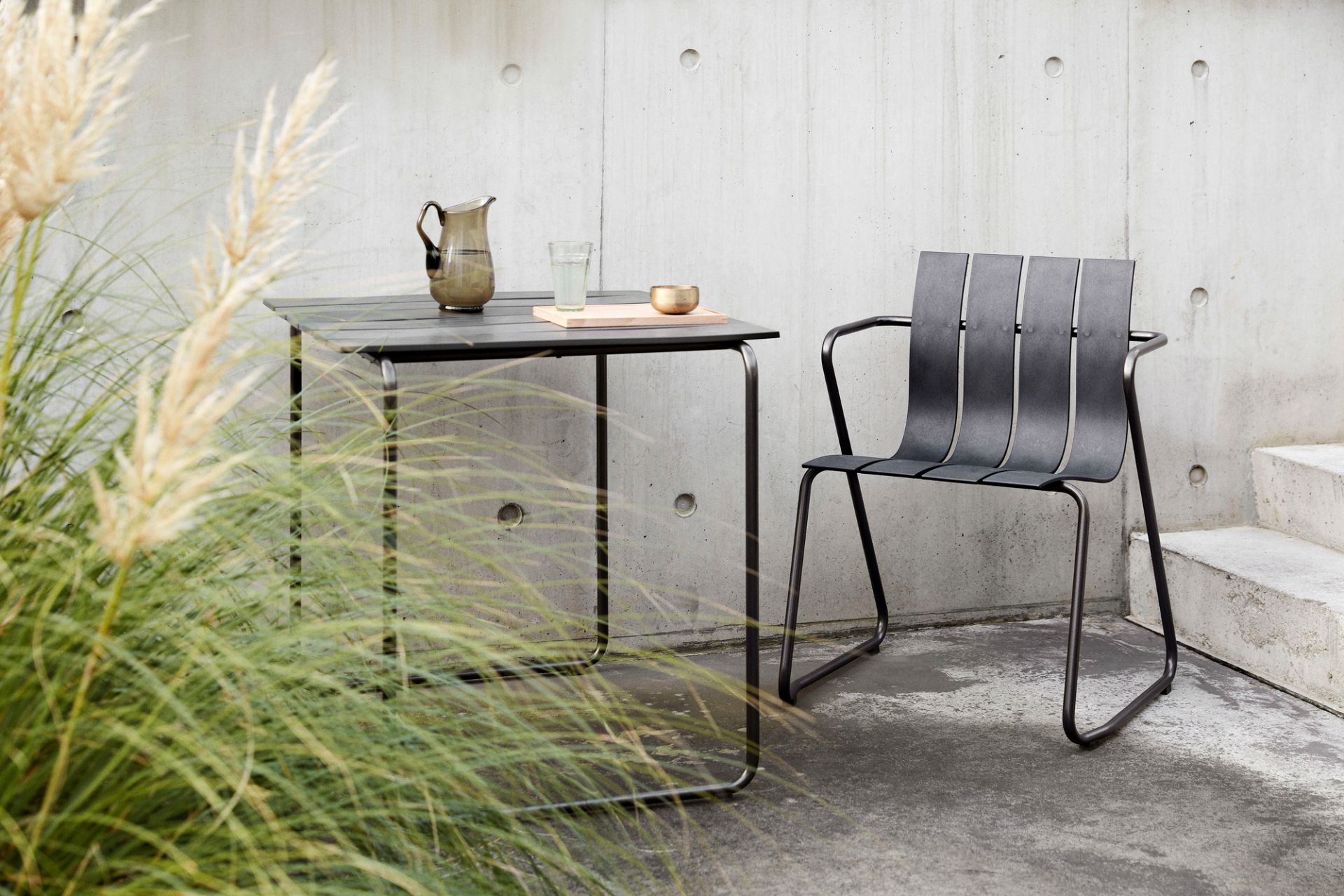 Ocean Table Outdoor Tisch 2 Personen Mater Schwarz