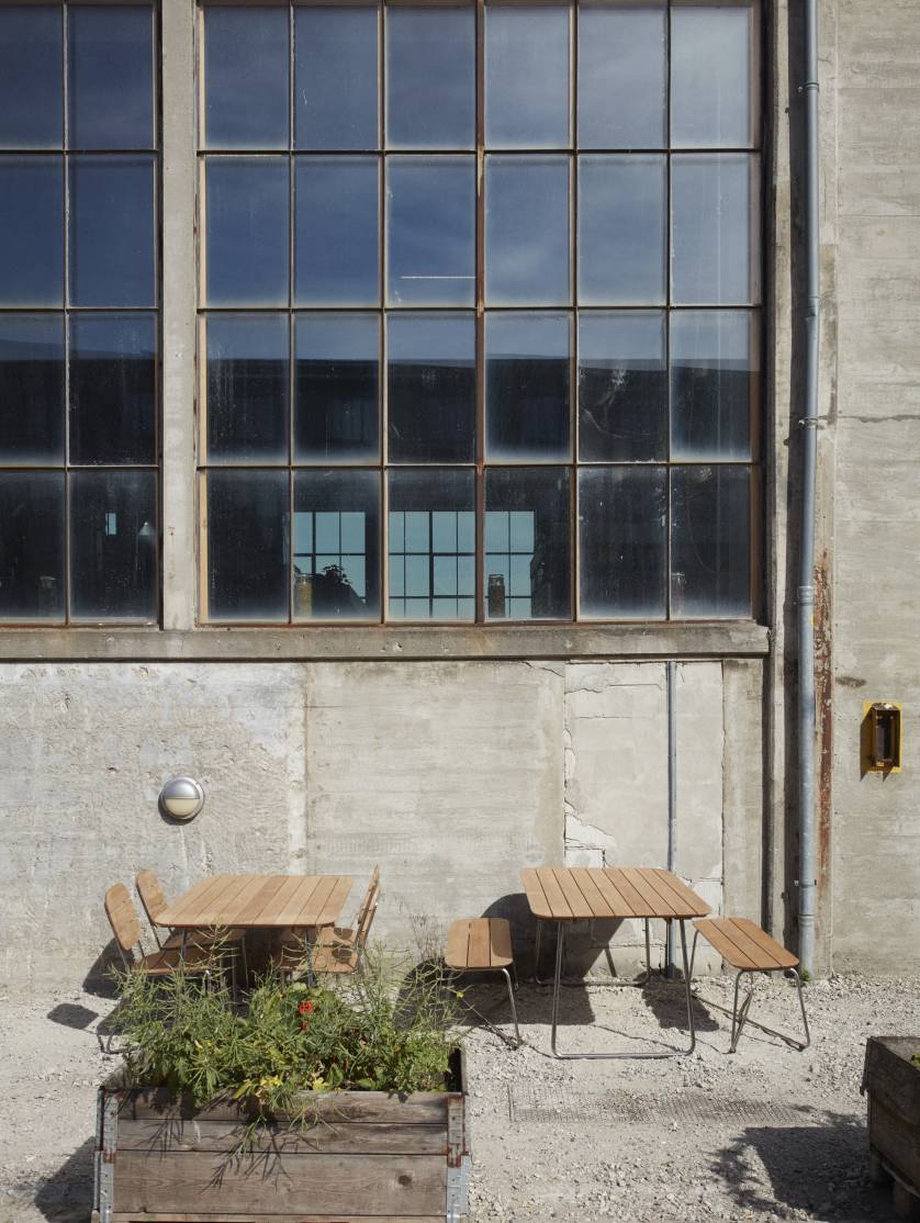 Lilium Chair Stuhl Outdoor Skagerak by Fritz Hansen